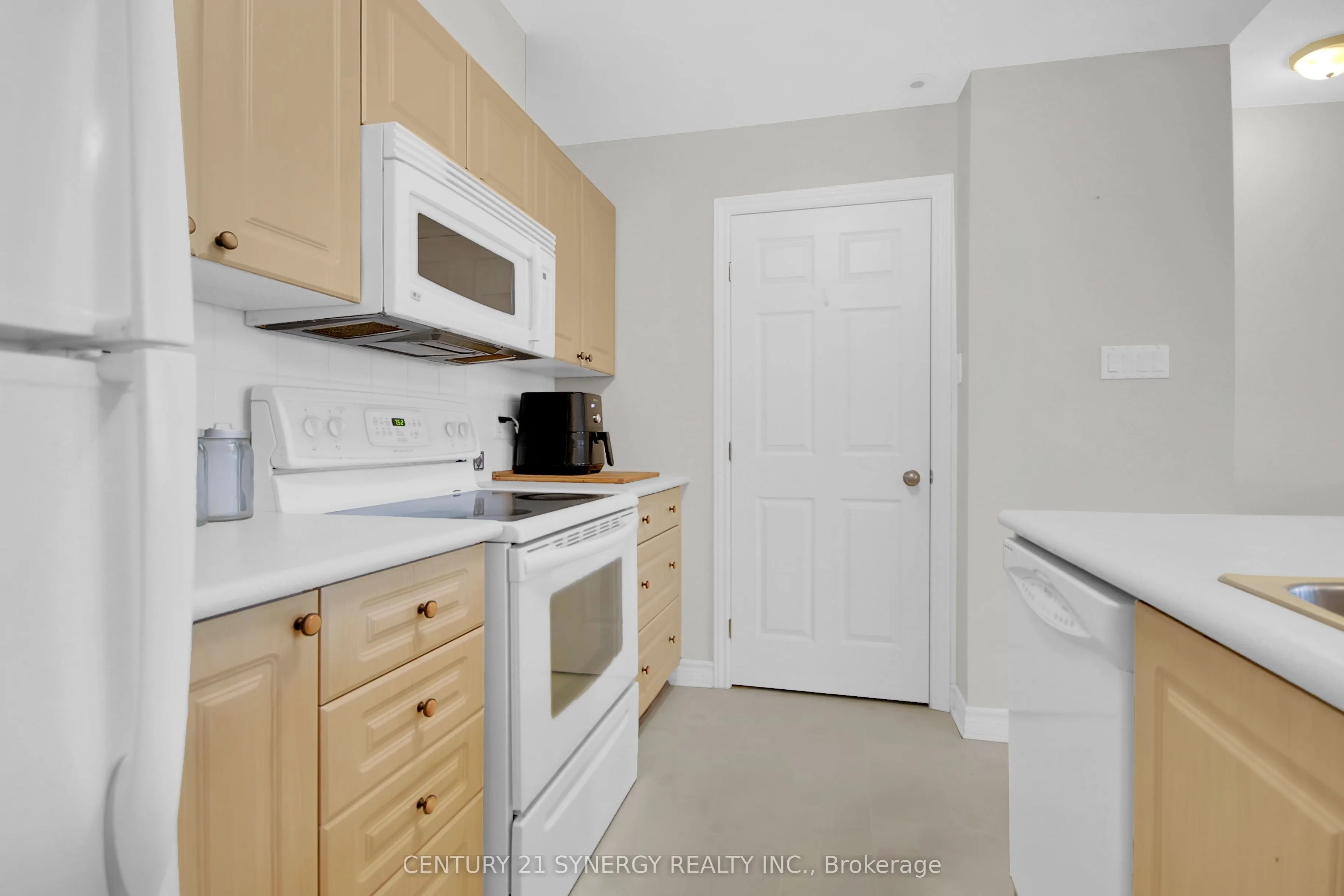 145 Oldfield Street, #C