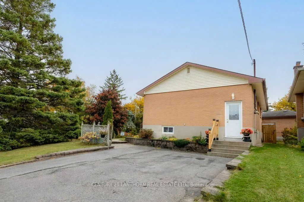 4 Highview Crescent