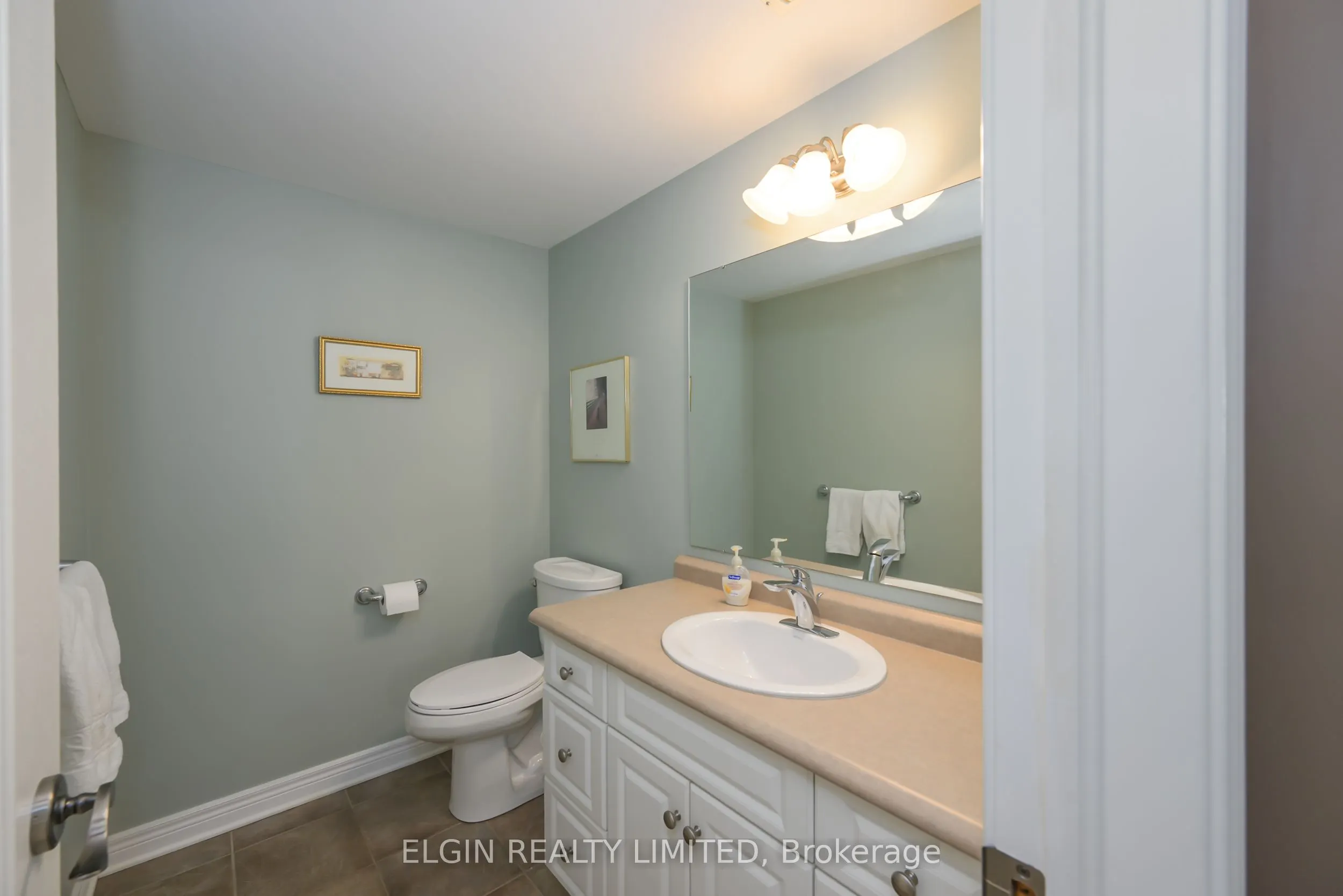 20 Beechwood Circle