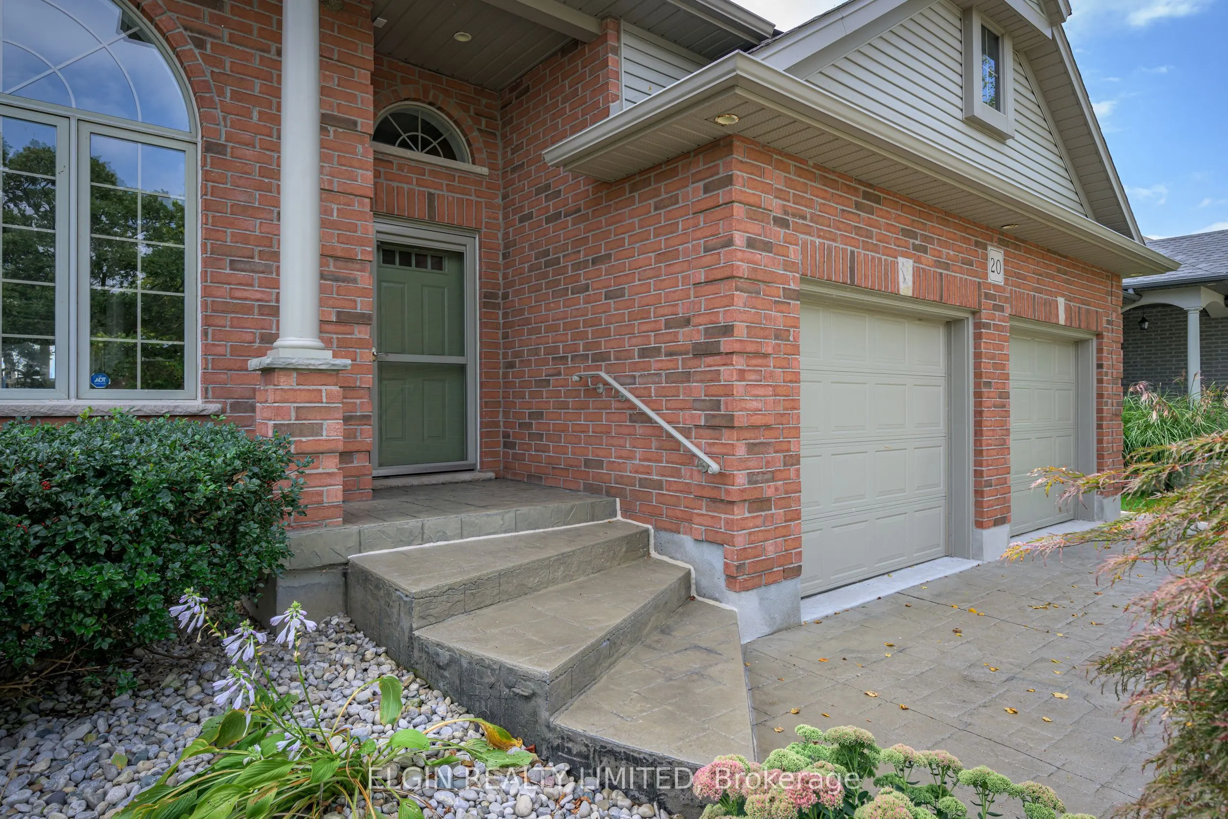 20 Beechwood Circle