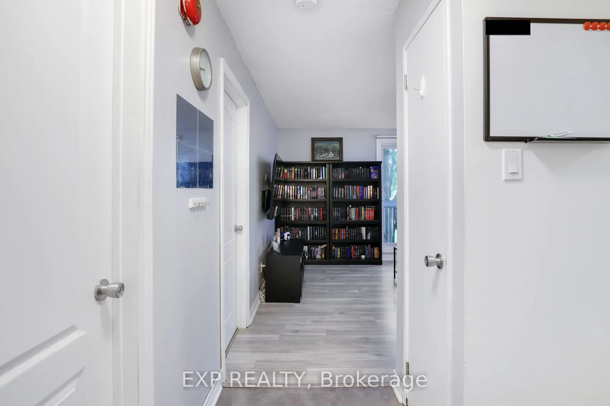 214 Viewmount Drive, #212