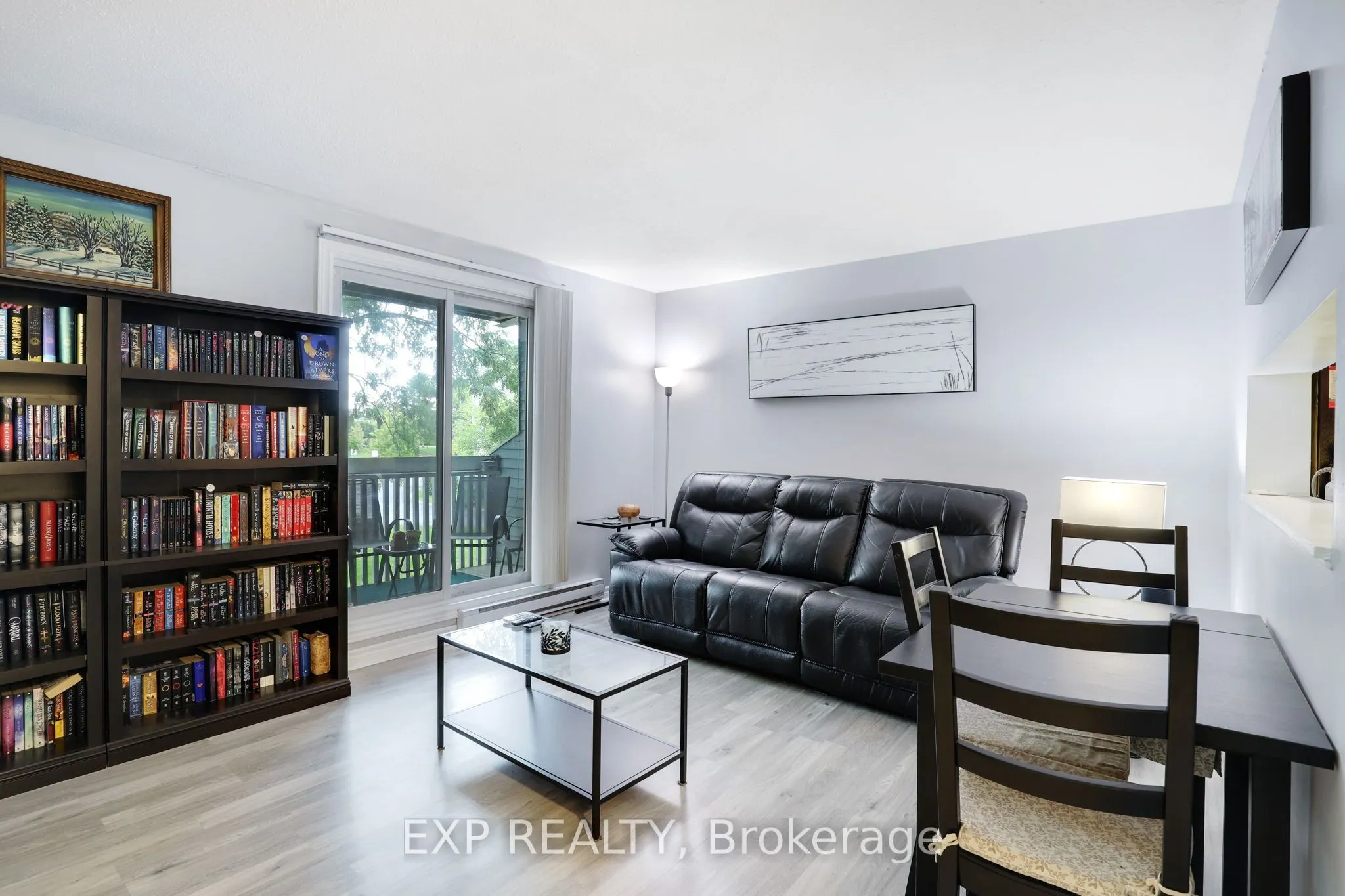 214 Viewmount Drive, #212