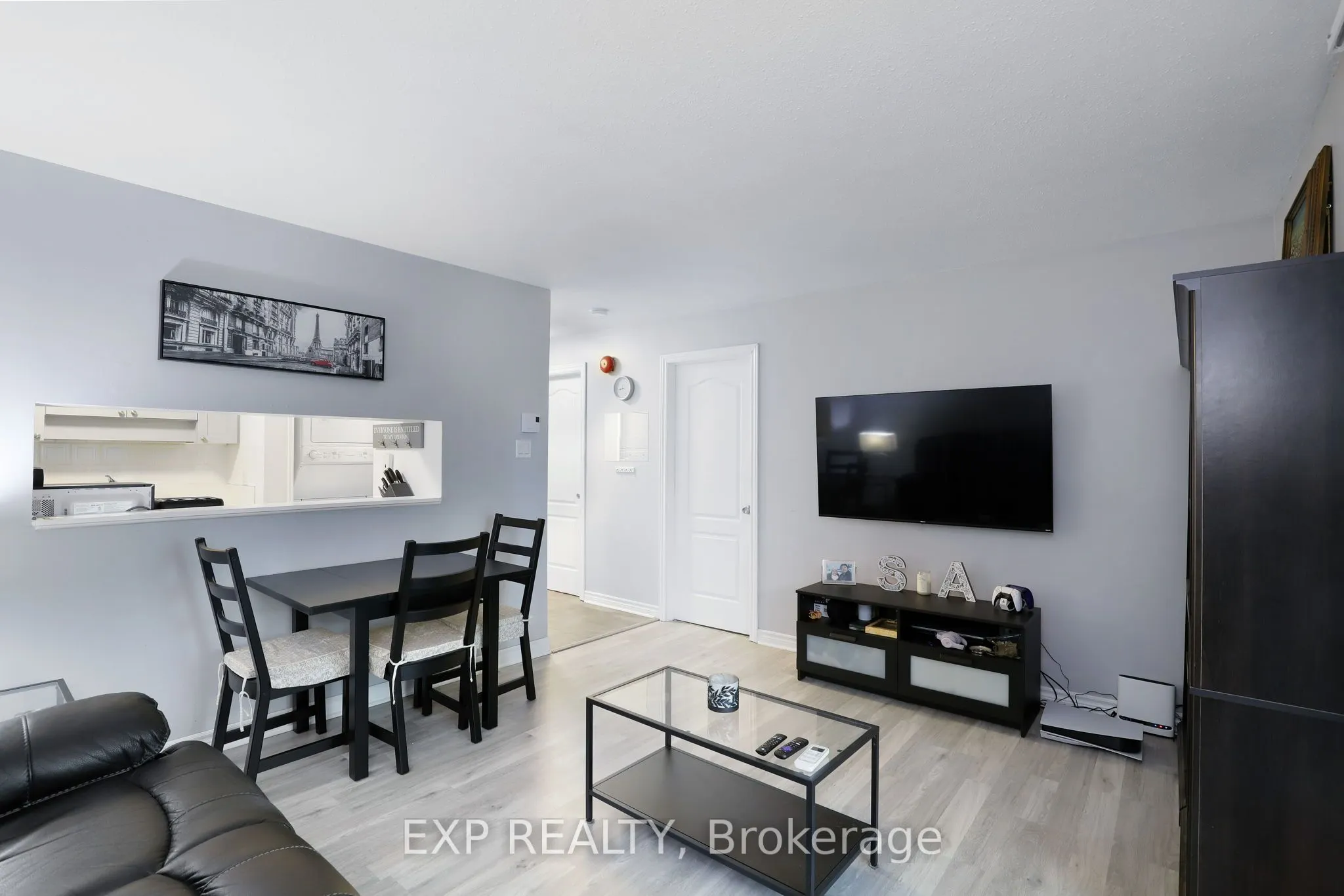 214 Viewmount Drive, #212