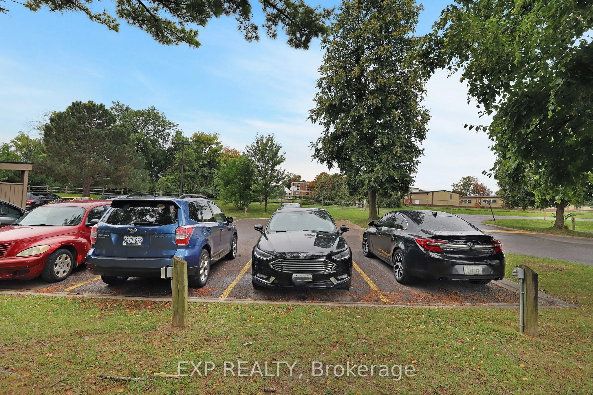 214 Viewmount Drive, #212