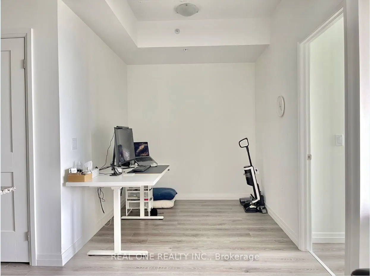 108 Garment Street, #2607