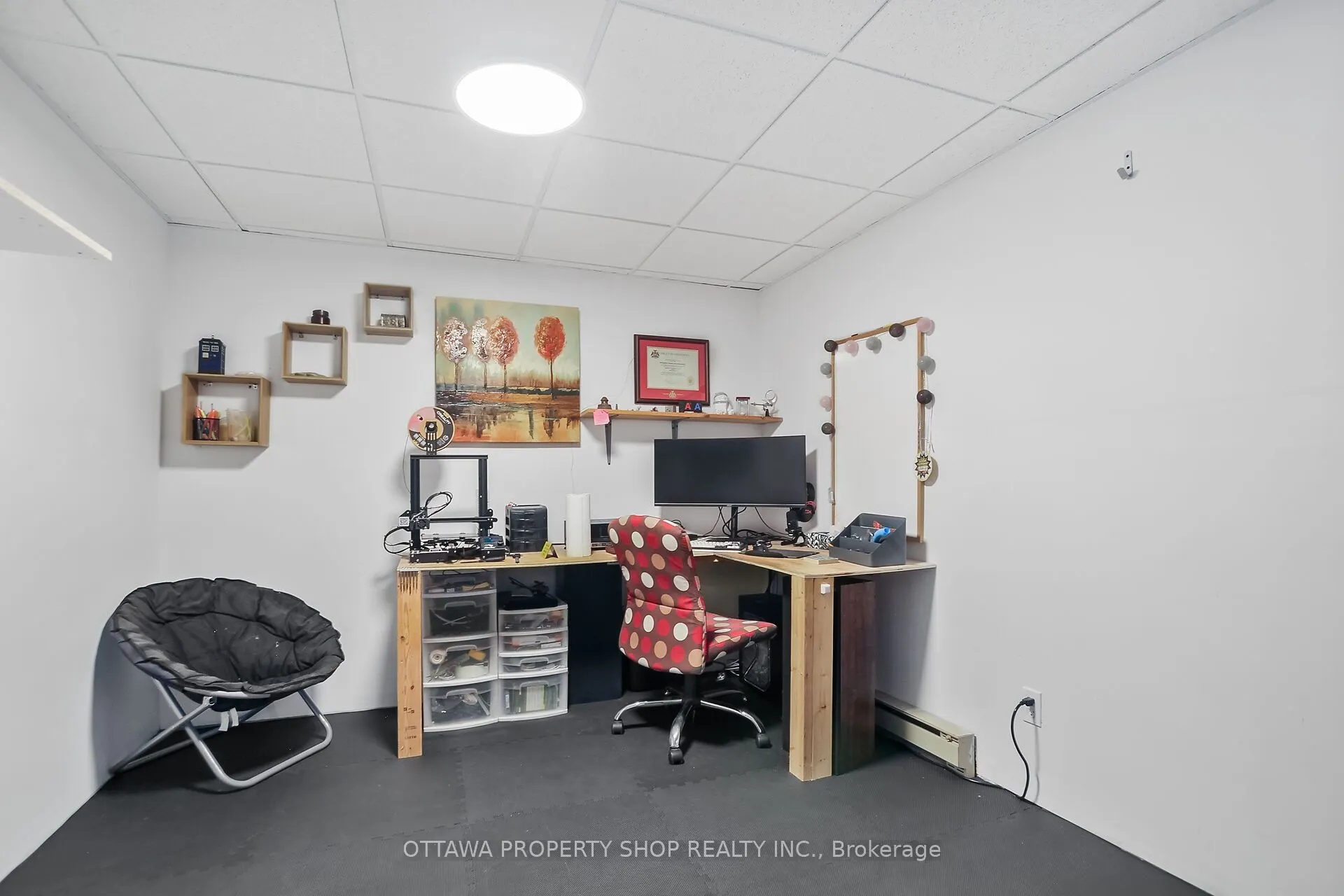 1F Banner Road, #6
