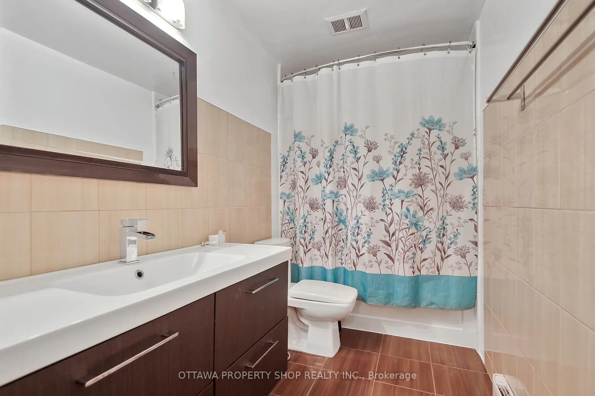 1F Banner Road, #6