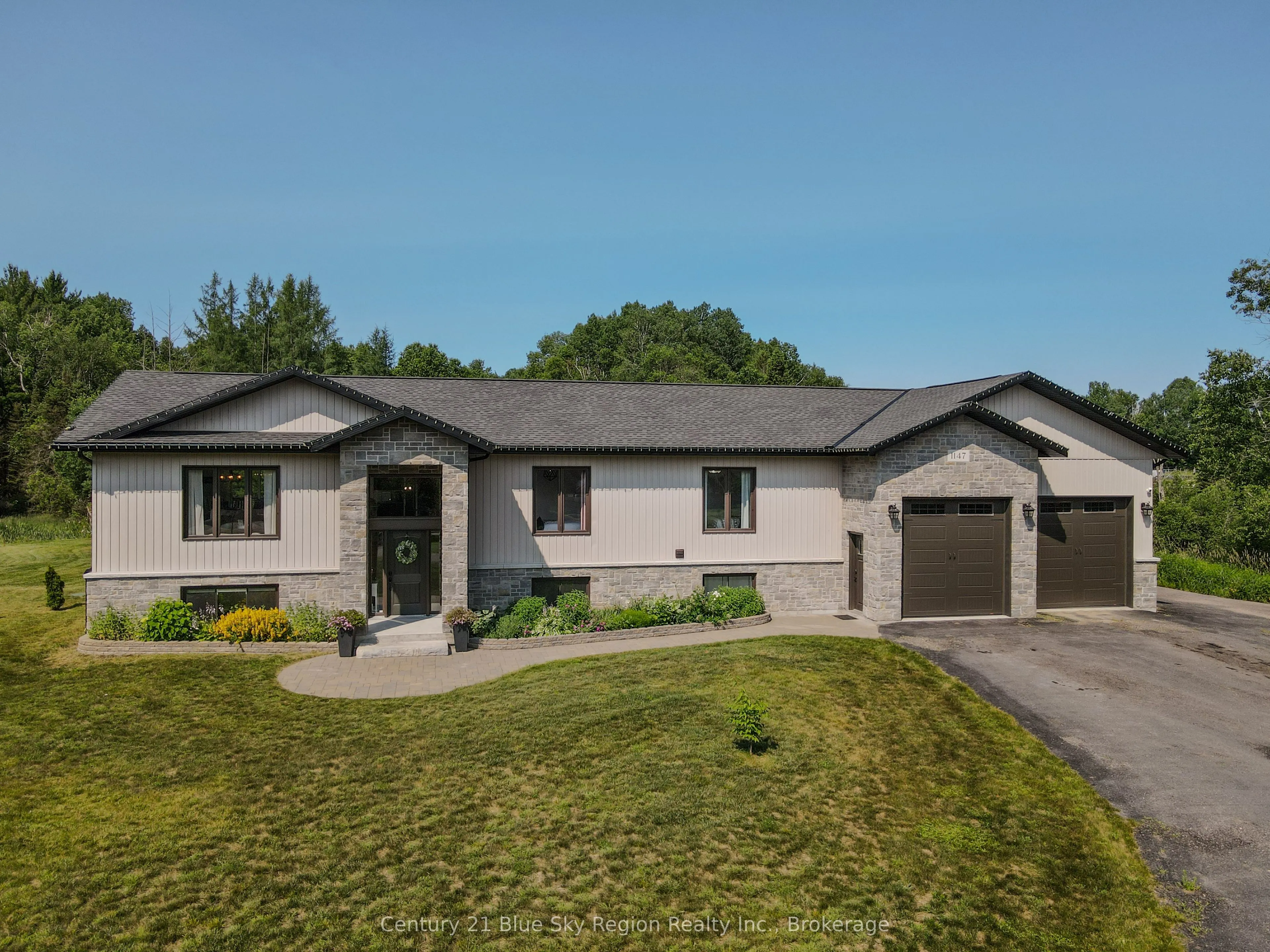 1147 Maple Hill Road