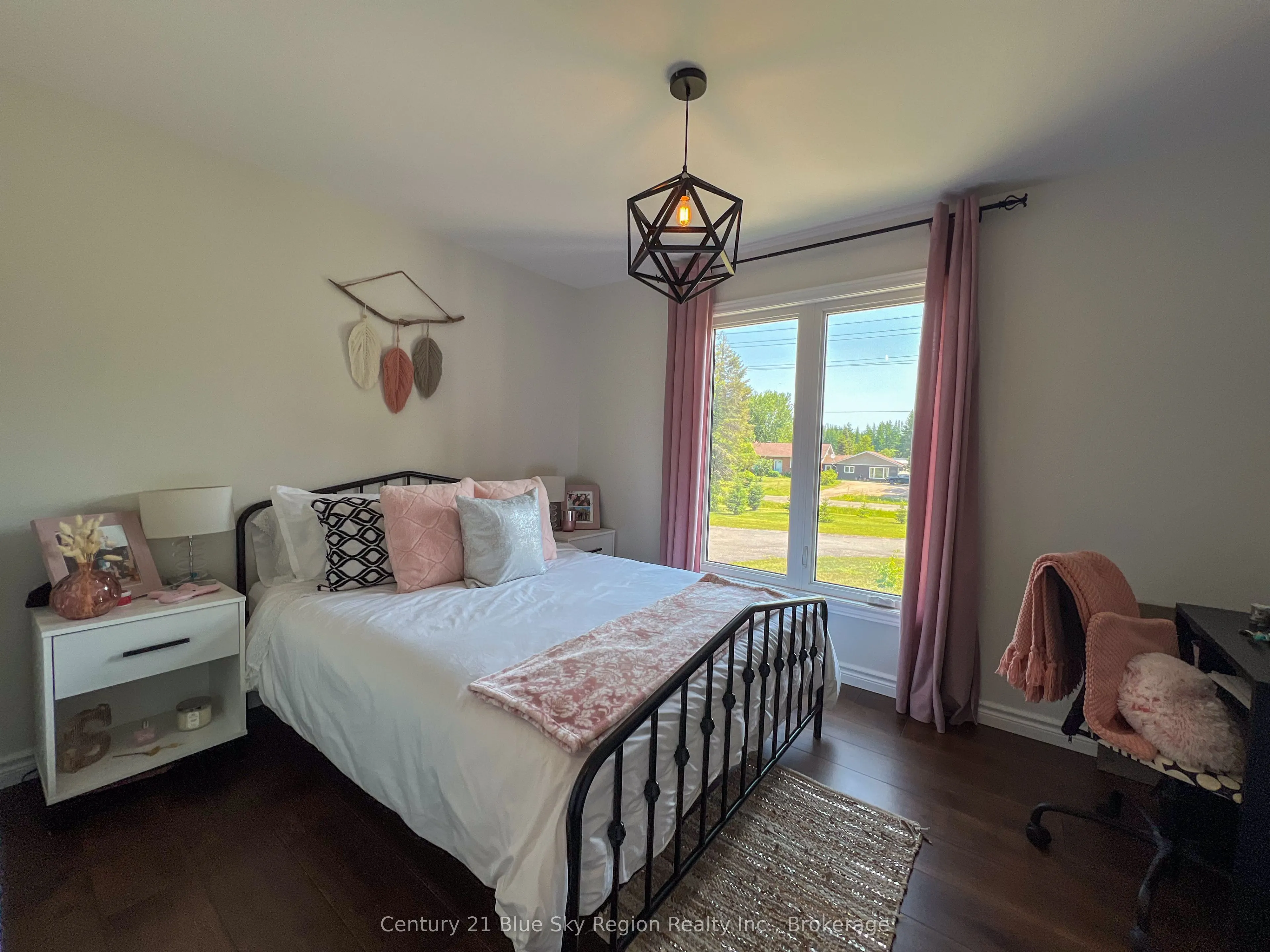 1147 Maple Hill Road