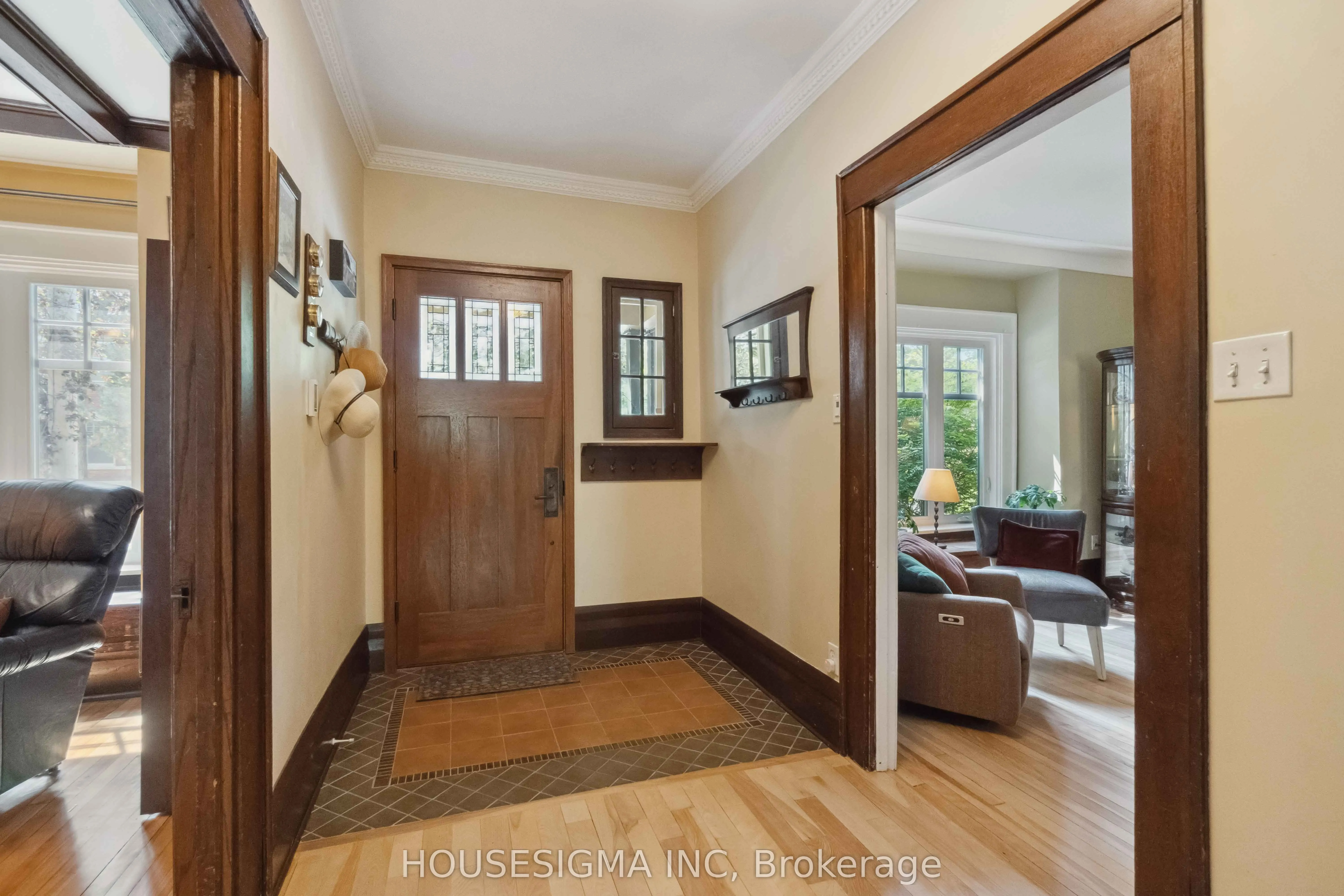 19 Oakland Avenue