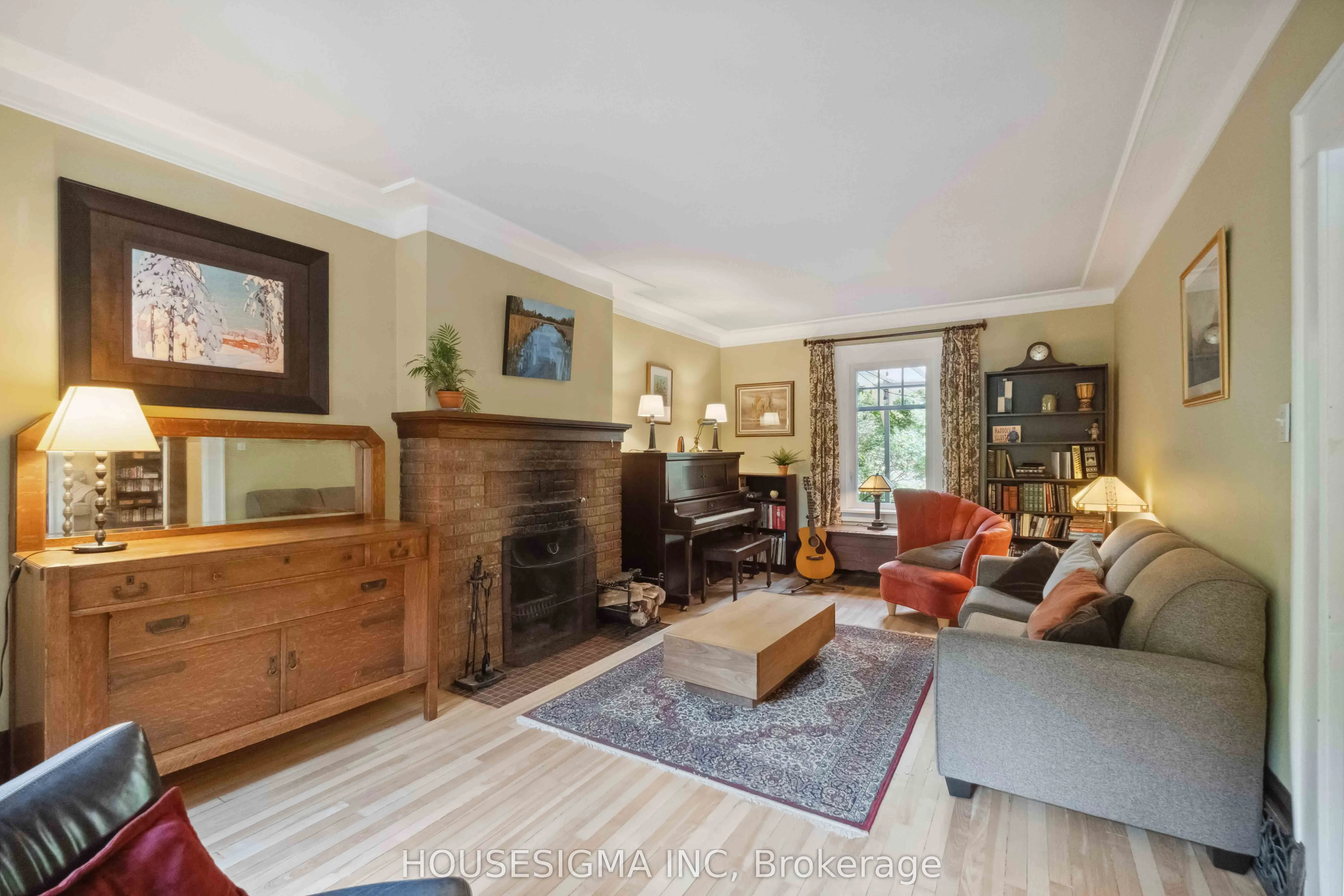 19 Oakland Avenue