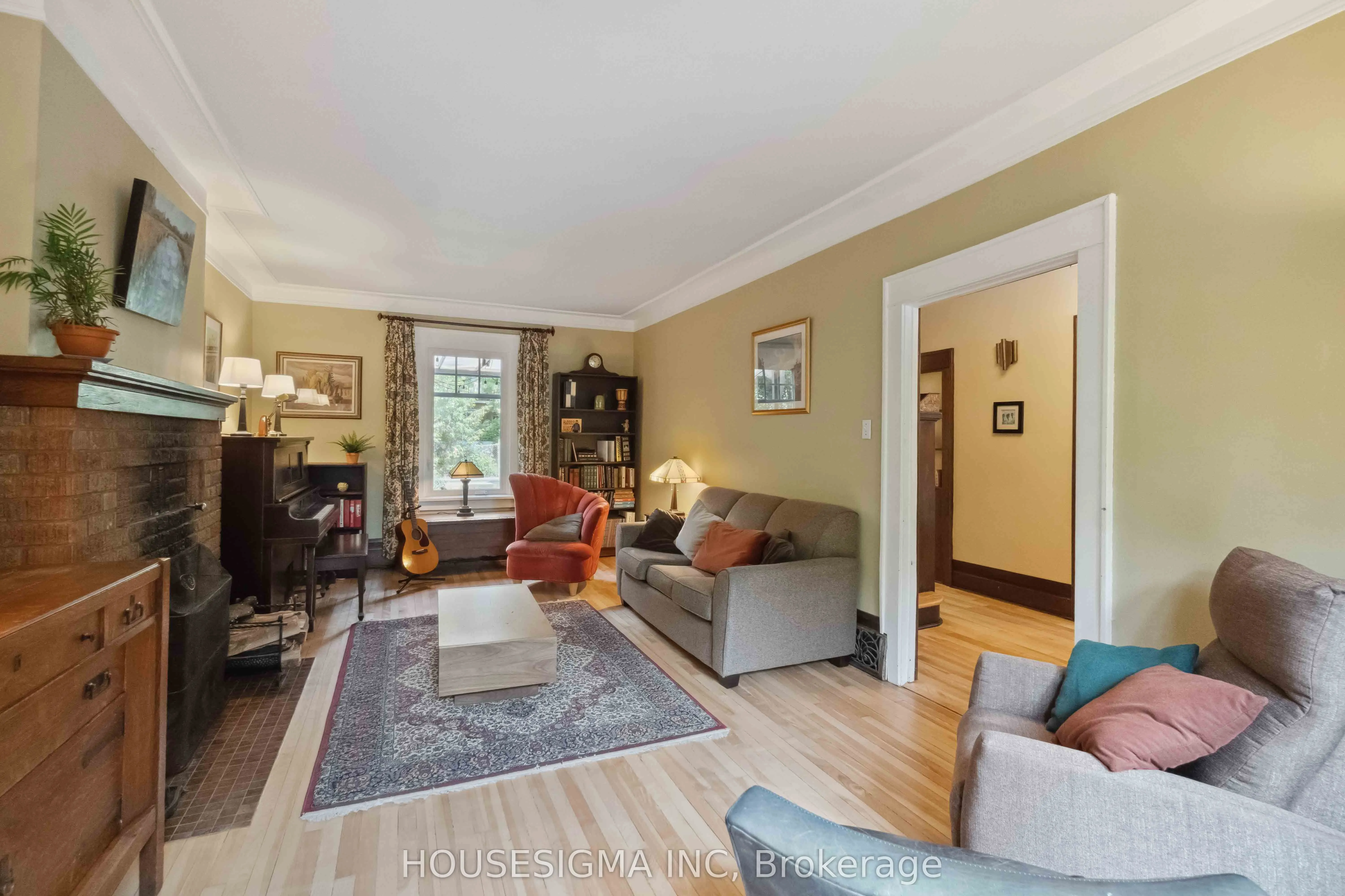 19 Oakland Avenue