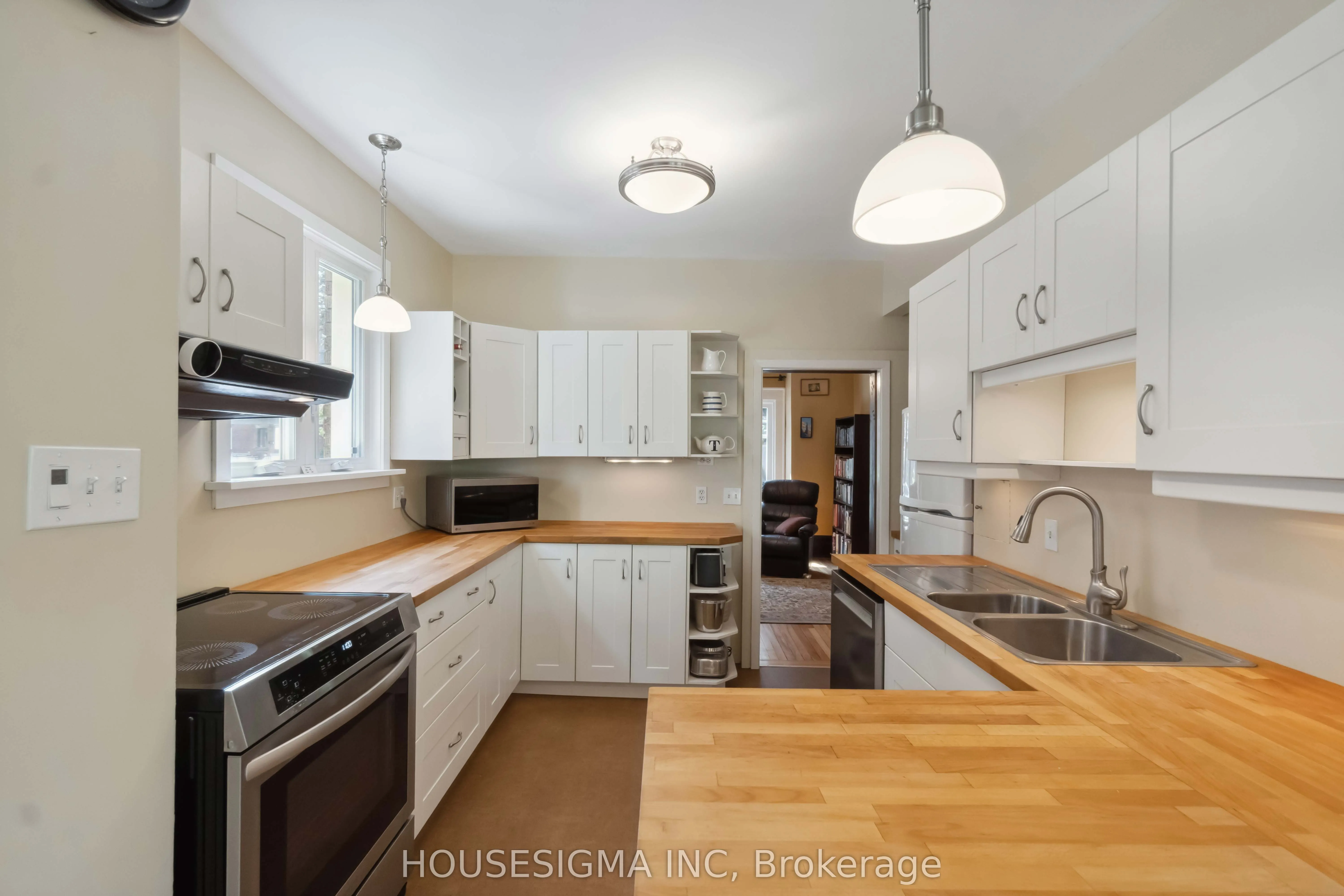 19 Oakland Avenue