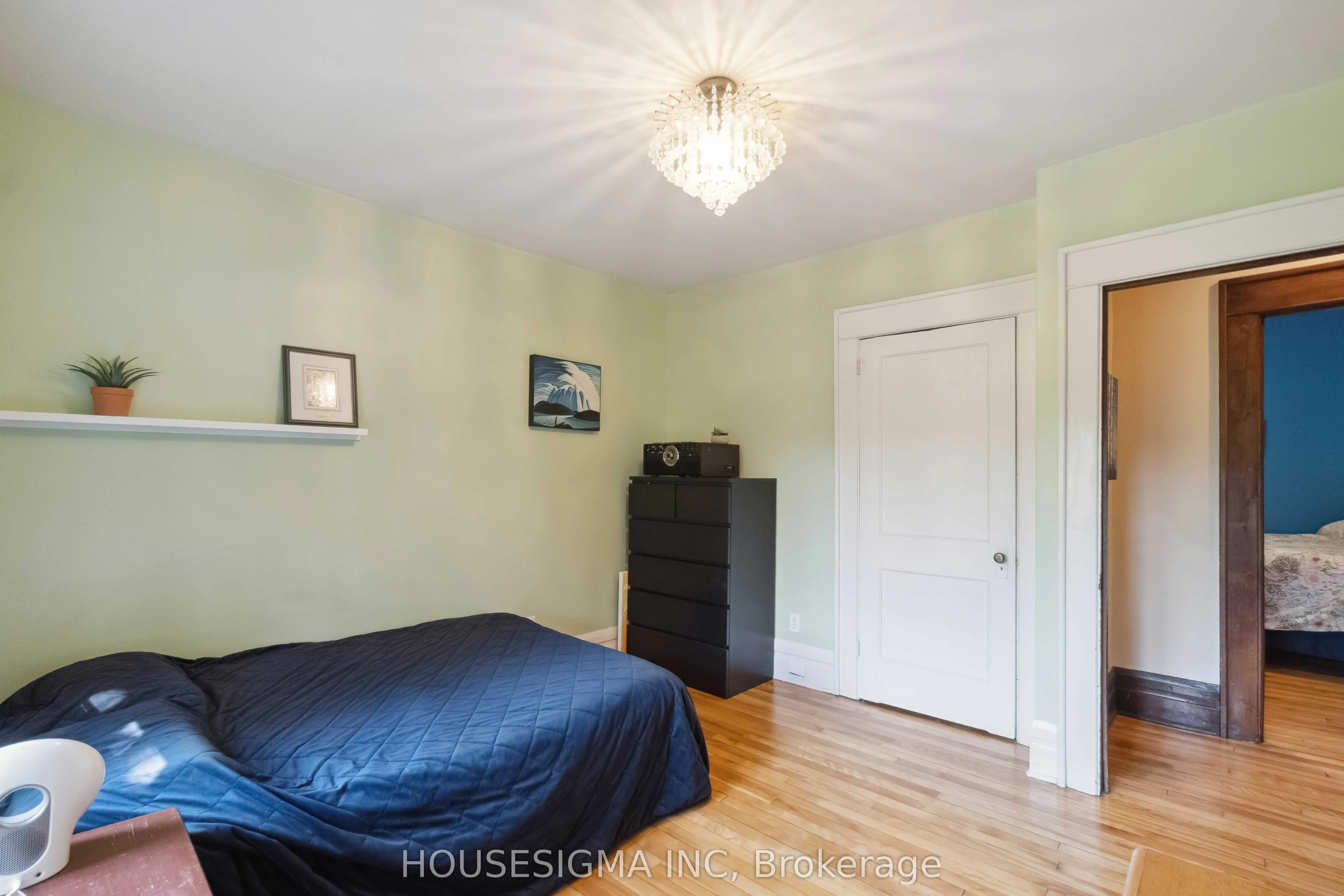 19 Oakland Avenue