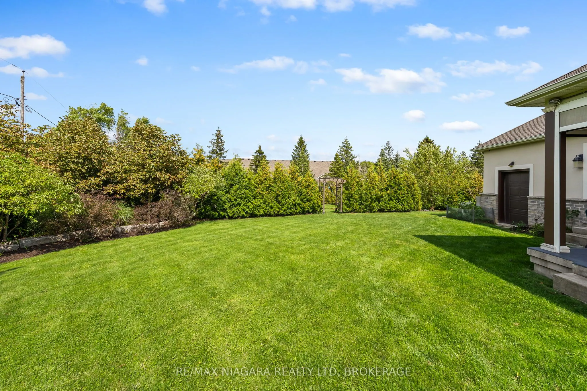 7 Parklane Crescent