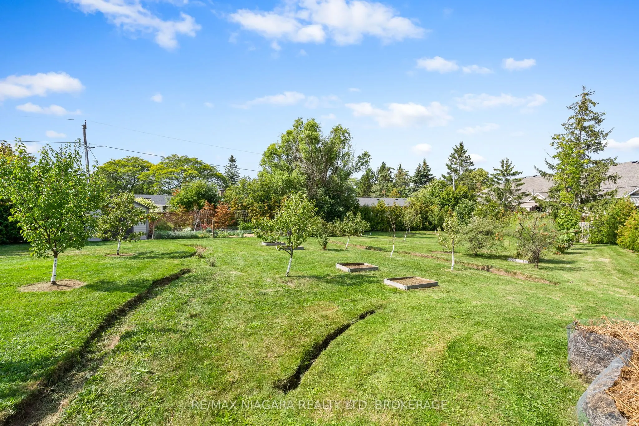 7 Parklane Crescent