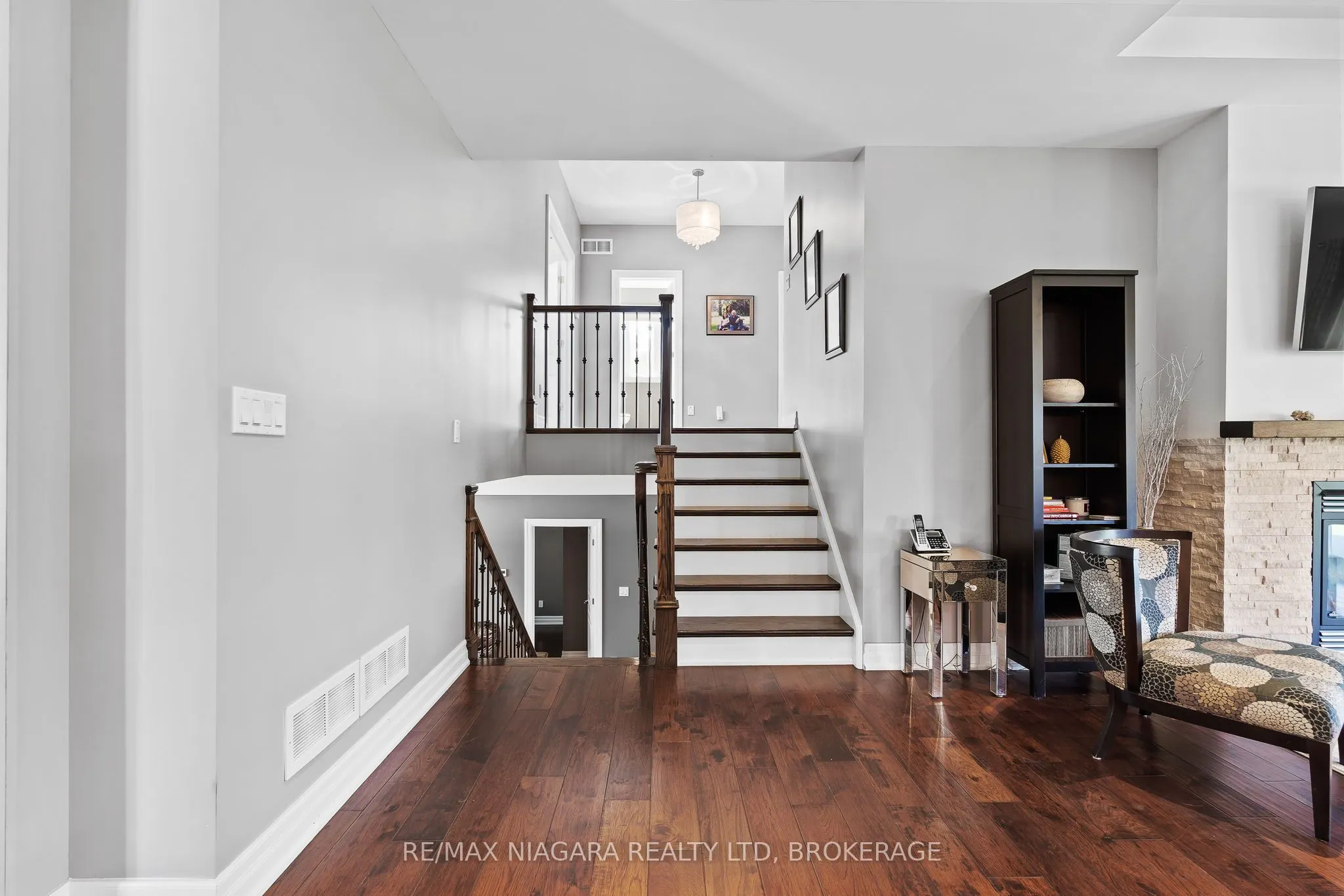 7 Parklane Crescent