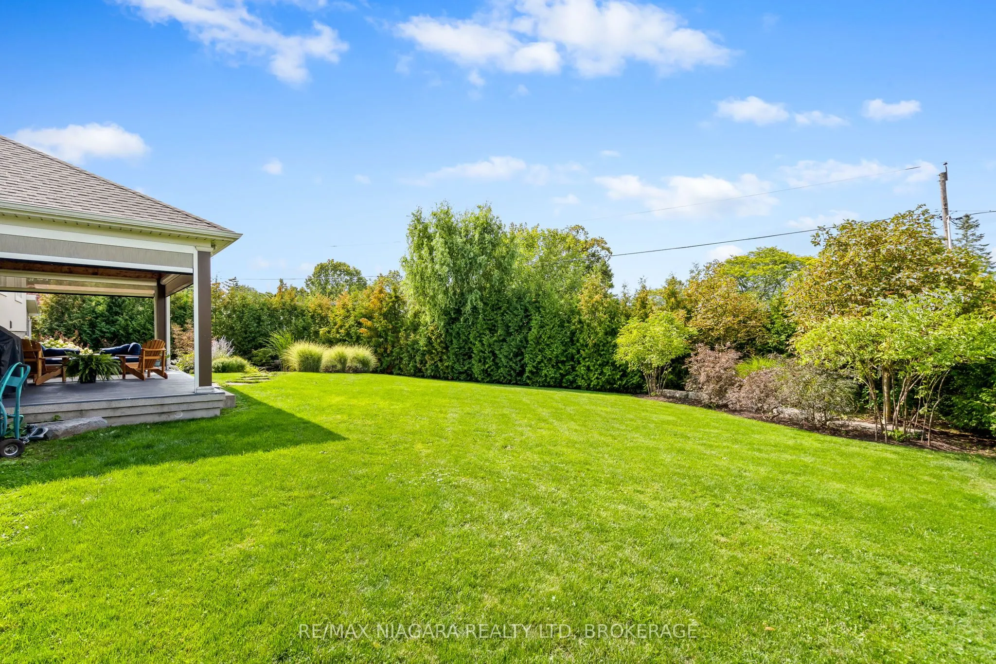 7 Parklane Crescent