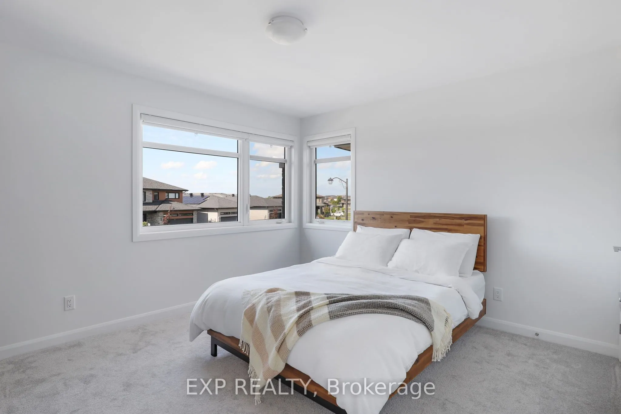 418 Sterling Avenue