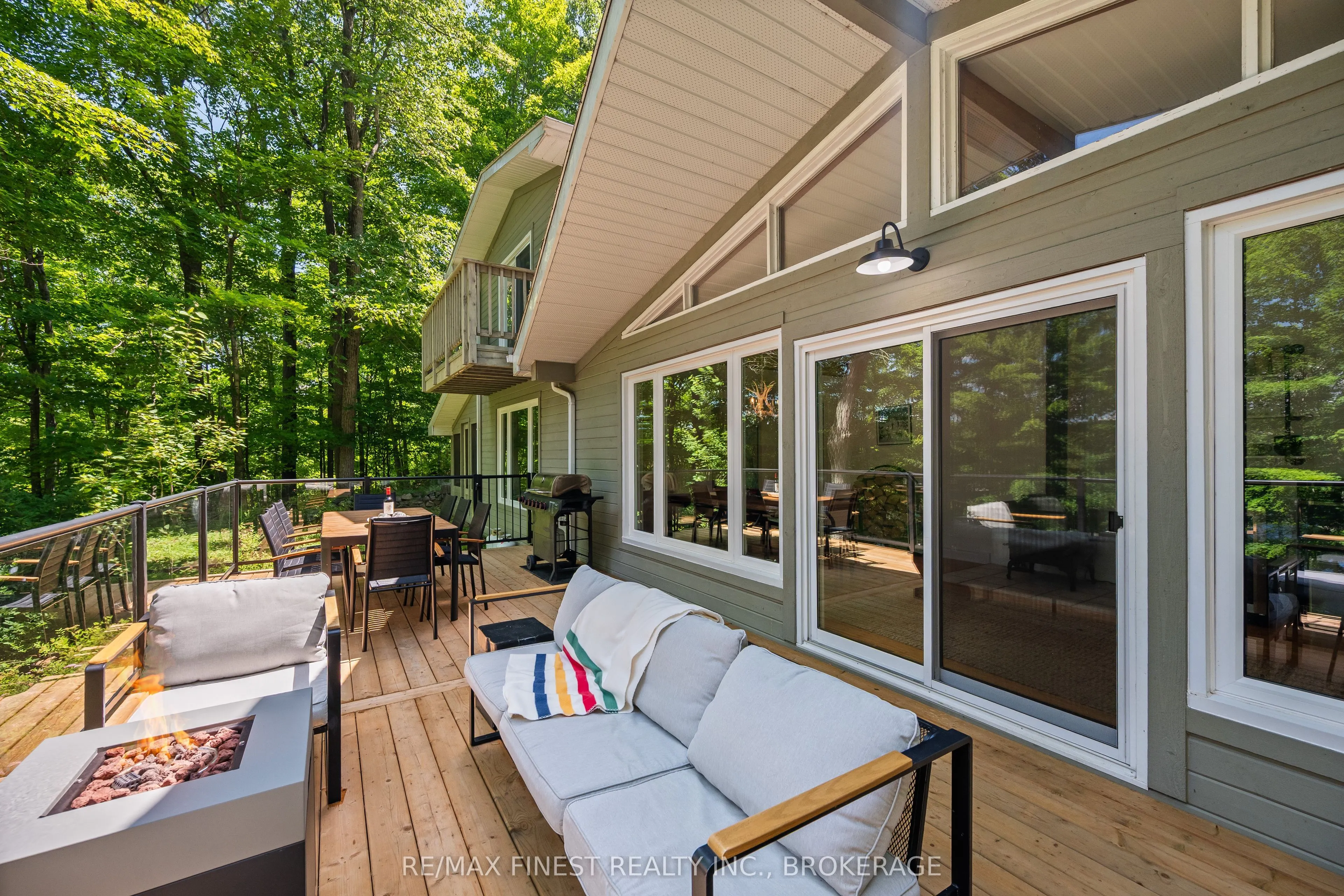 32 Oakwood Lane