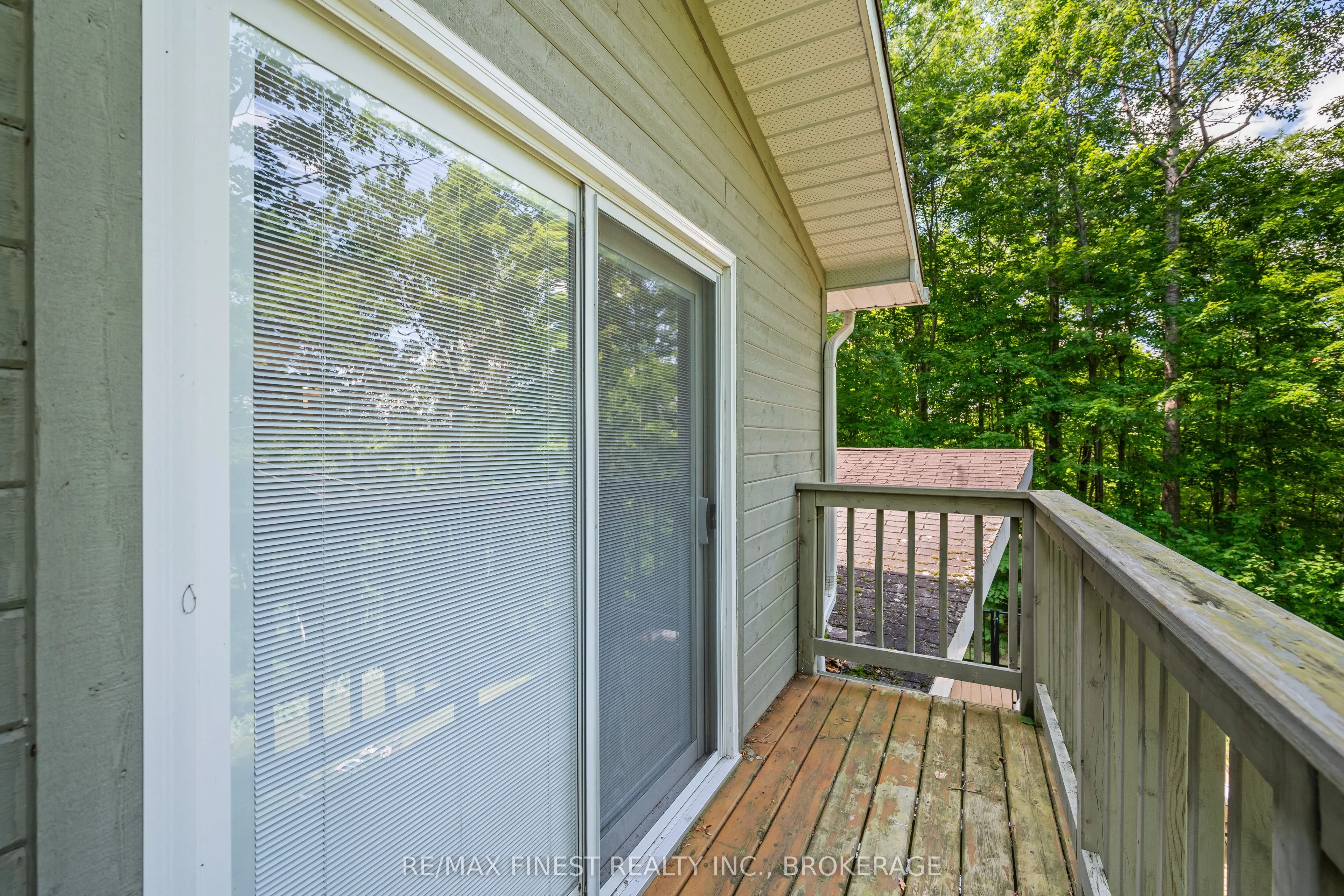 32 Oakwood Lane
