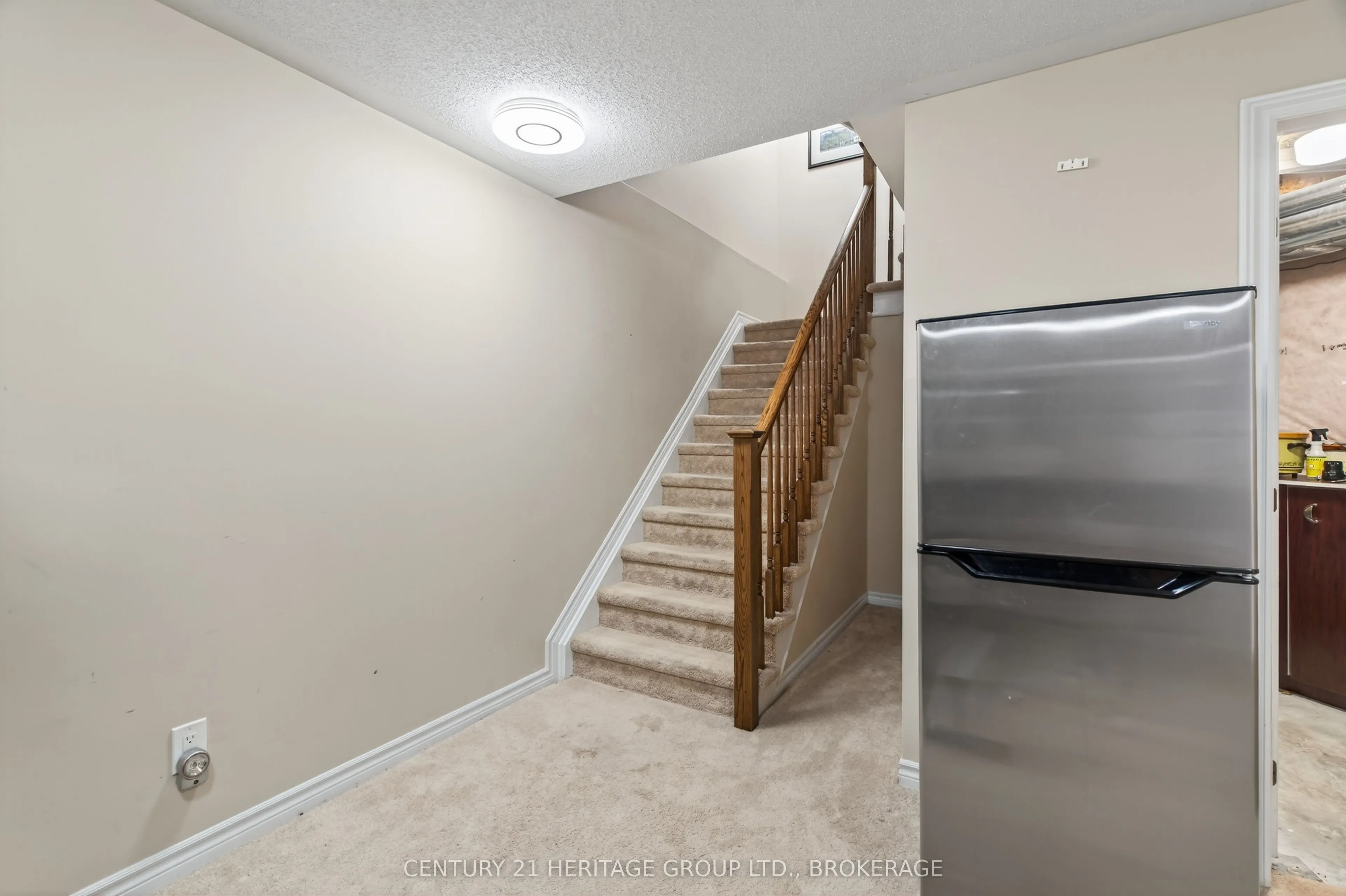 1208 Iris Drive