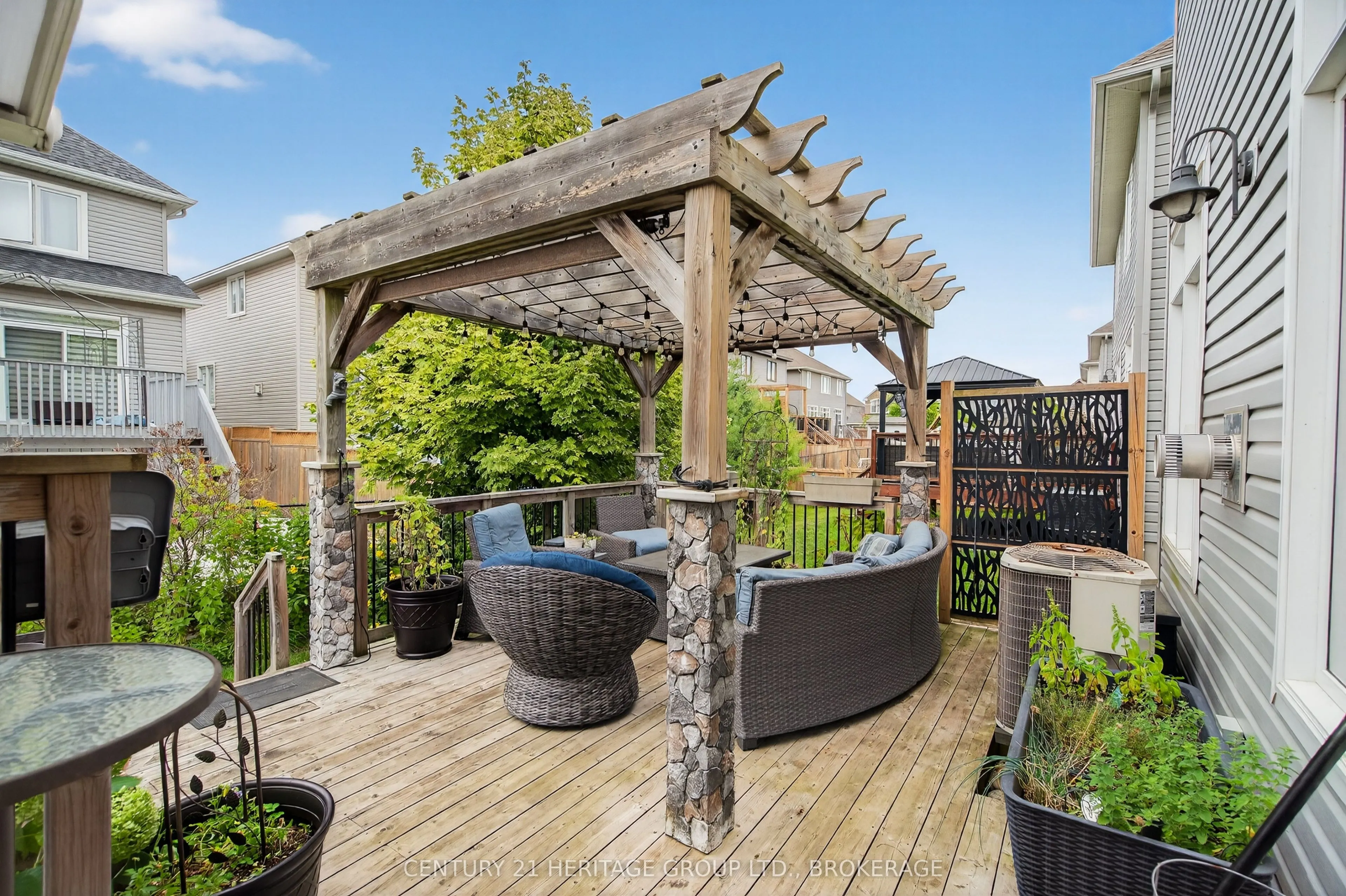 1208 Iris Drive