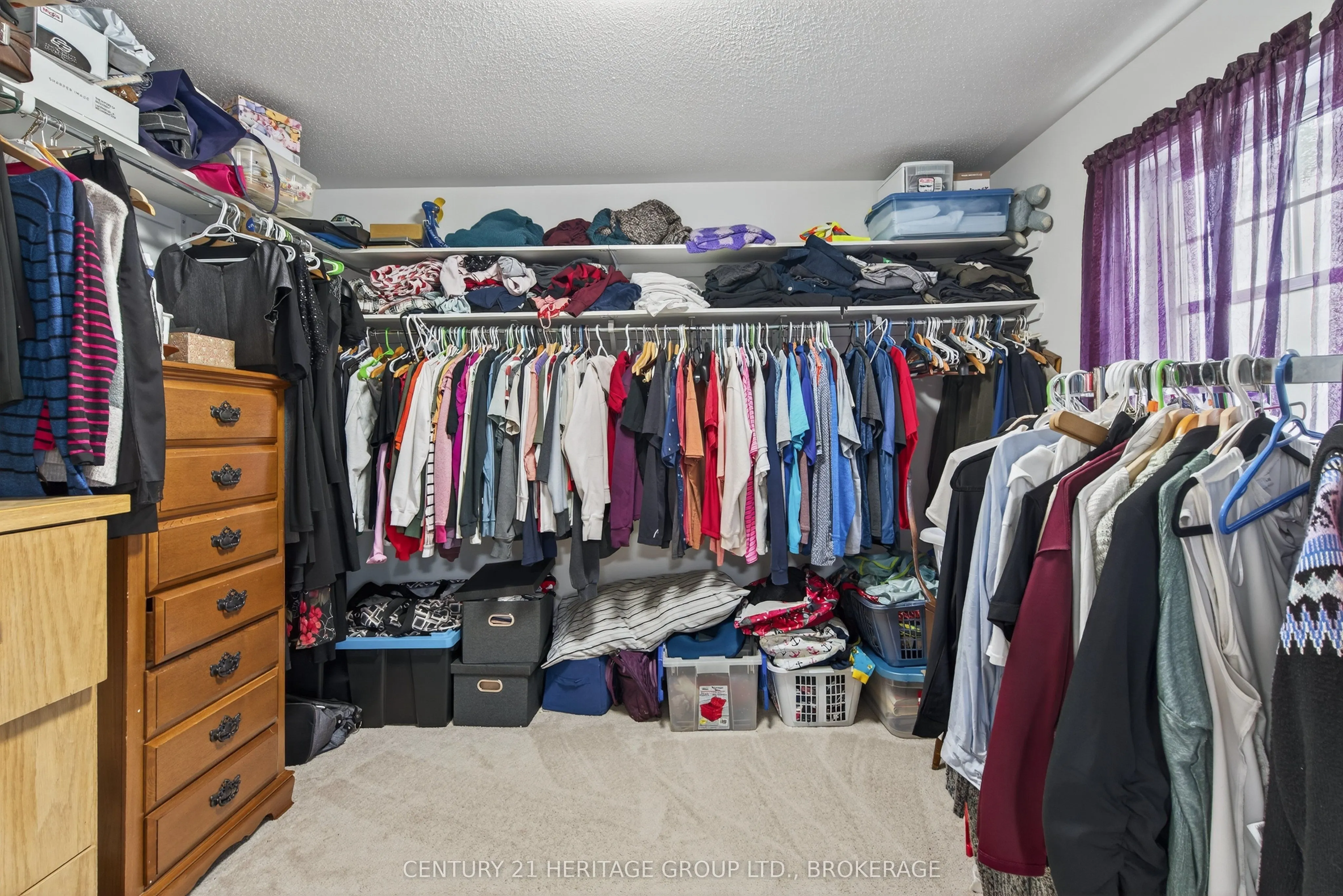 1208 Iris Drive