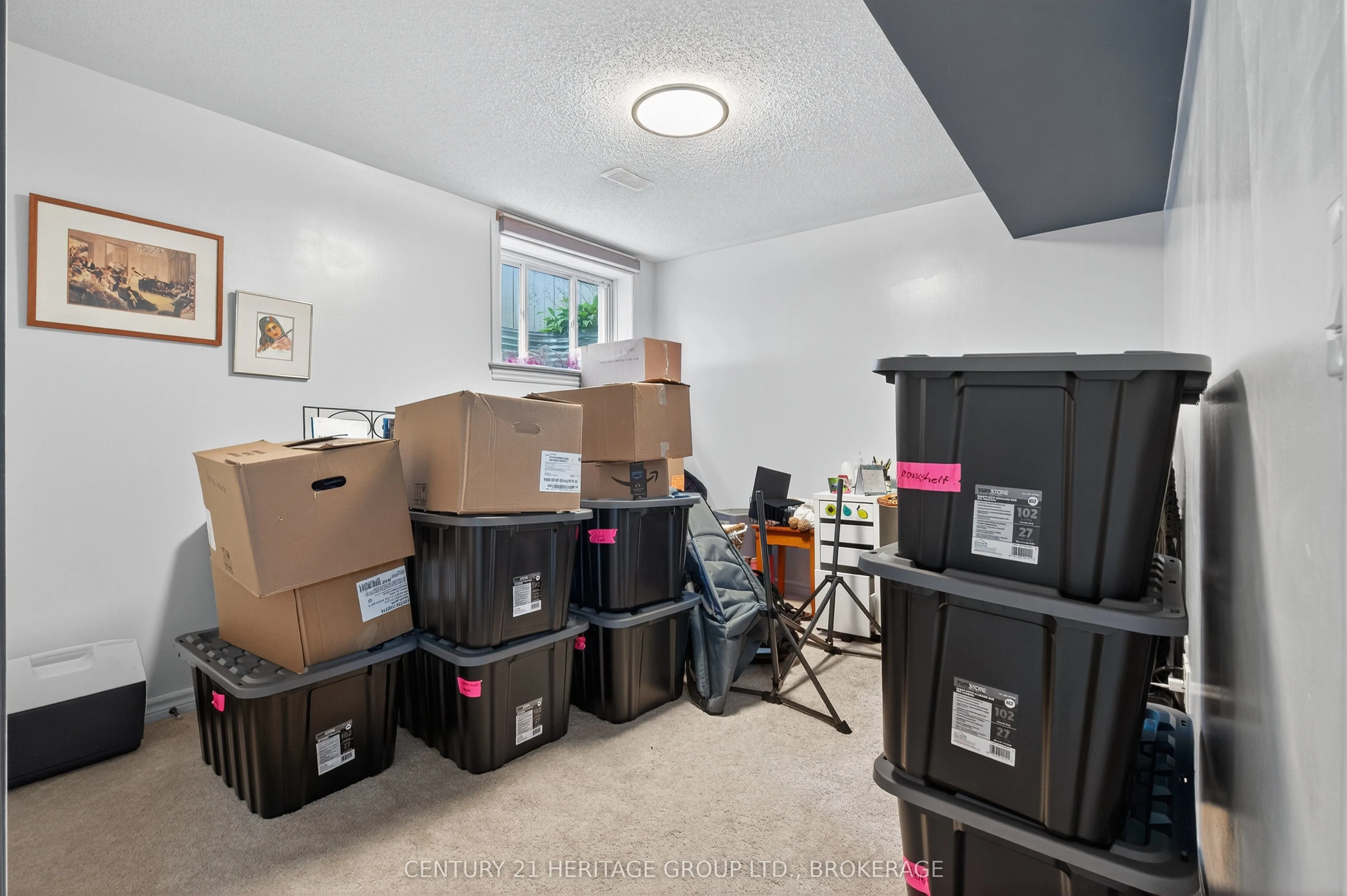 1208 Iris Drive