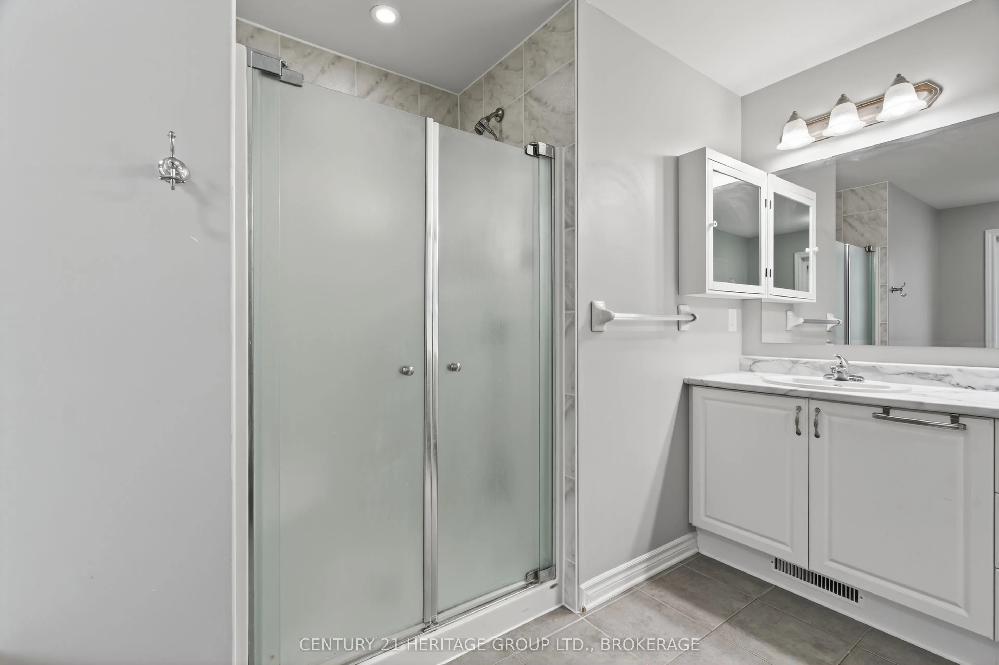 1208 Iris Drive