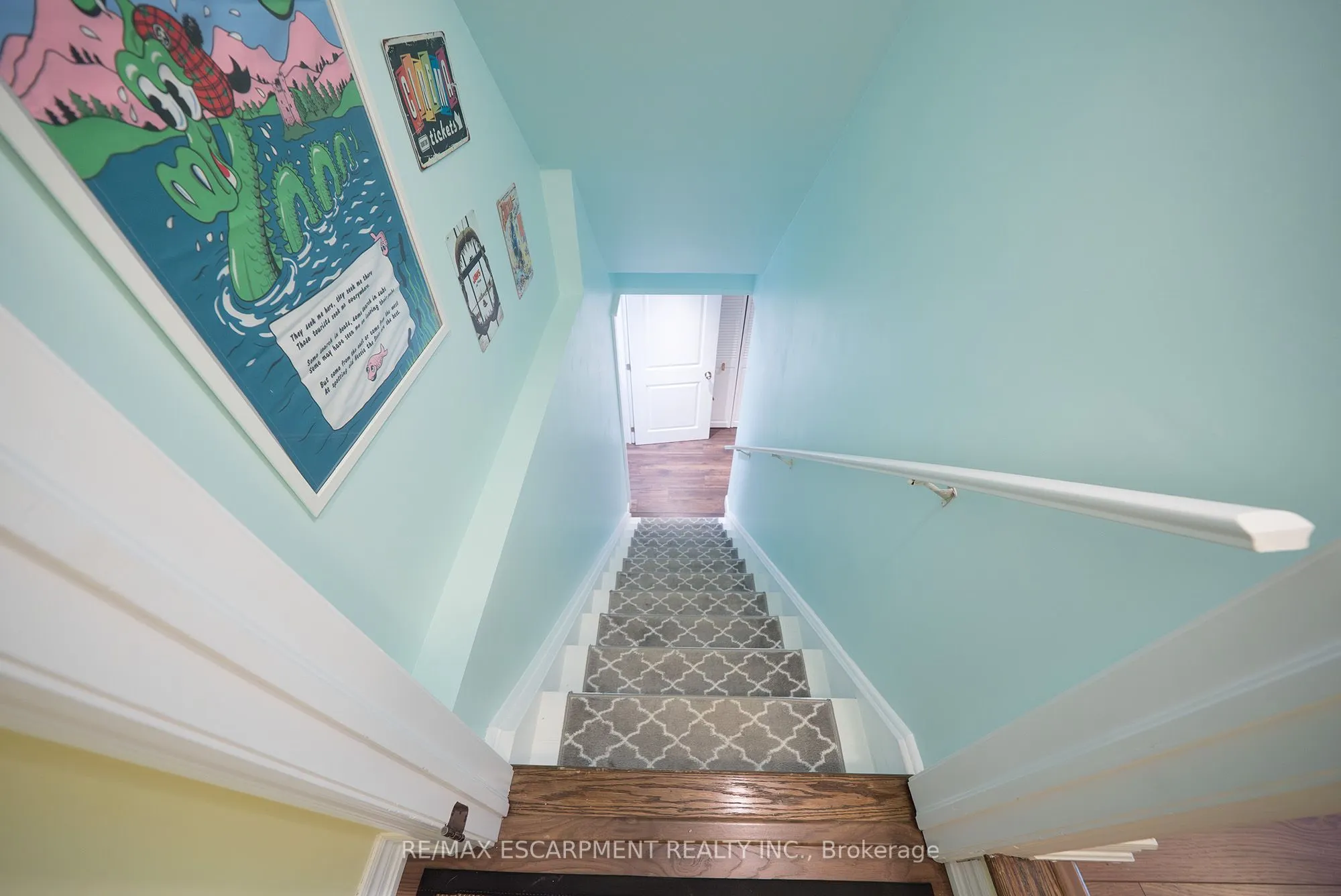 100 Bisset Avenue