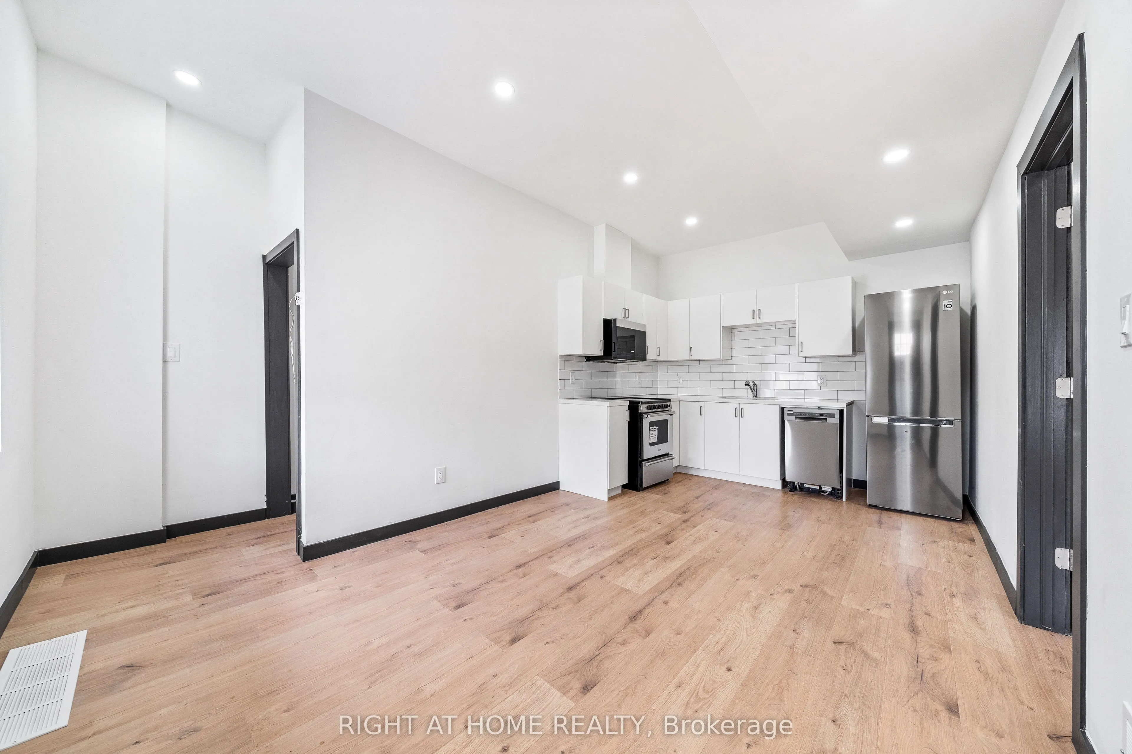 32 Britannia Avenue