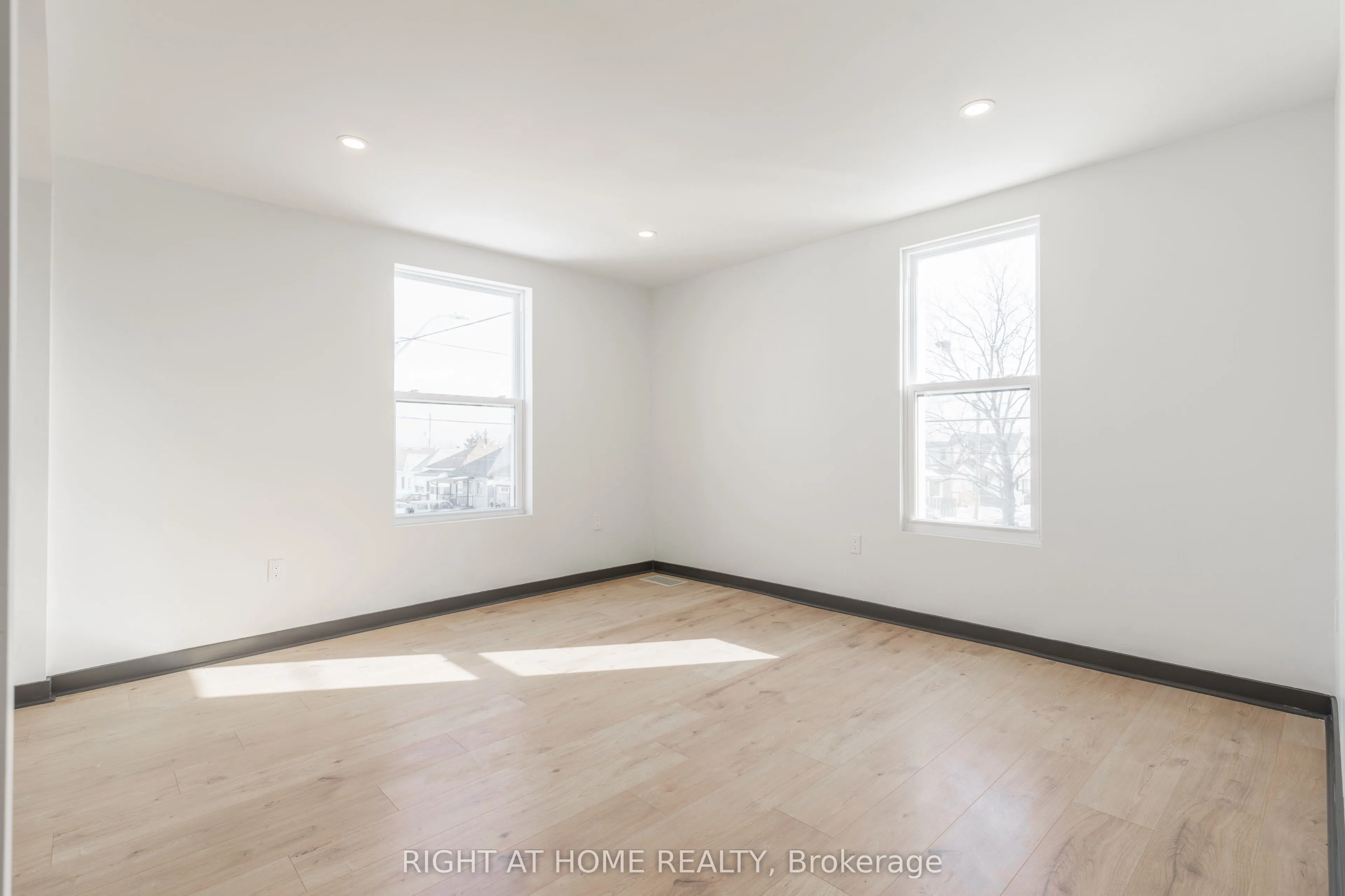 32 Britannia Avenue
