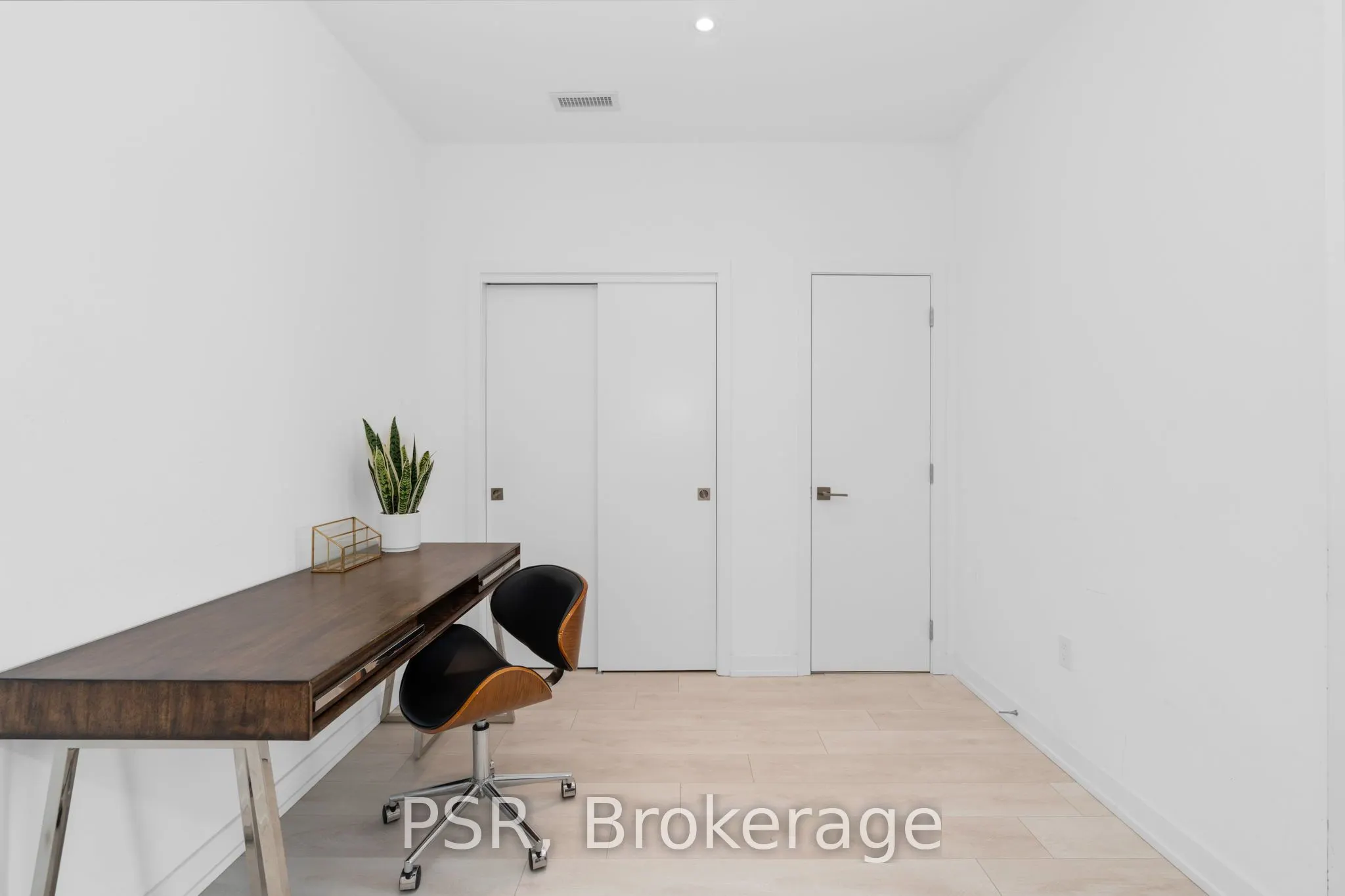 120 Carrick Trail, #405