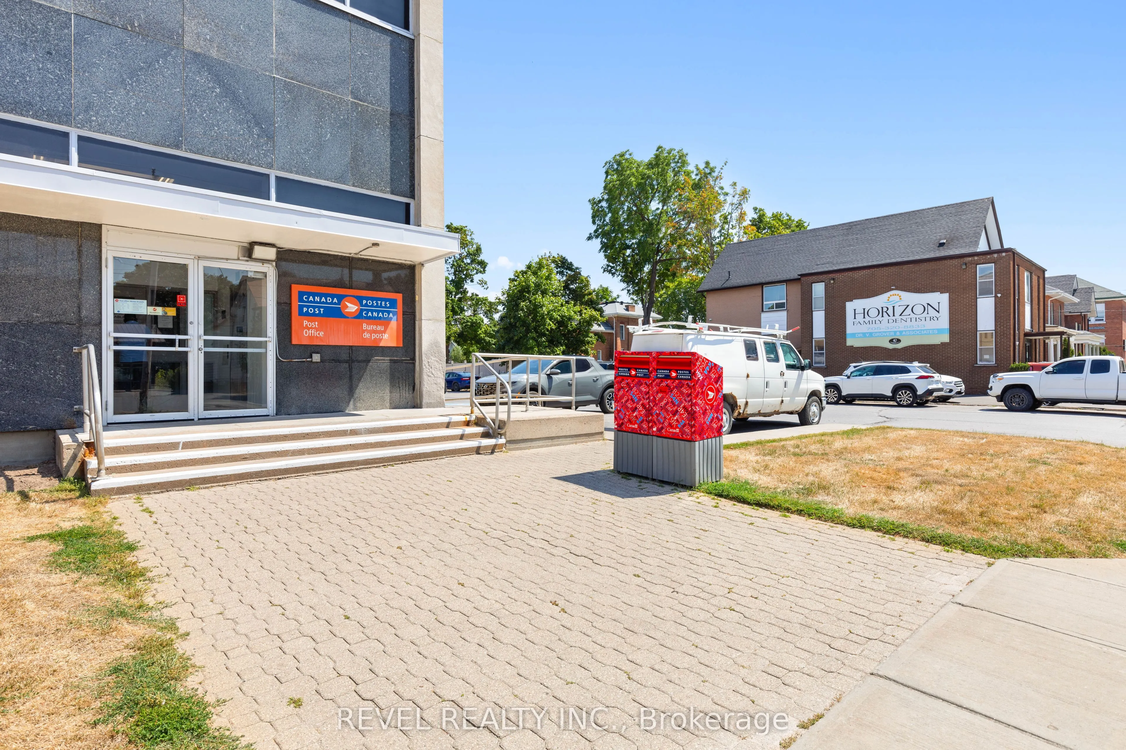 34 Cambridge Street S, #Upper 2