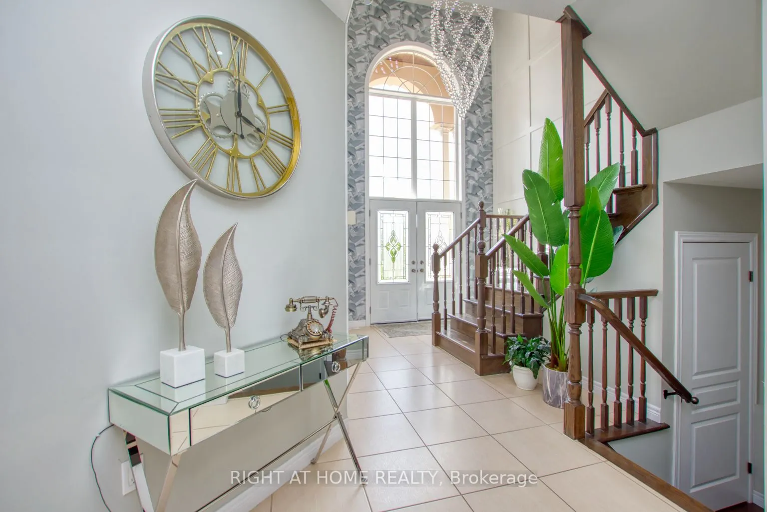 117 Chartwell Circle