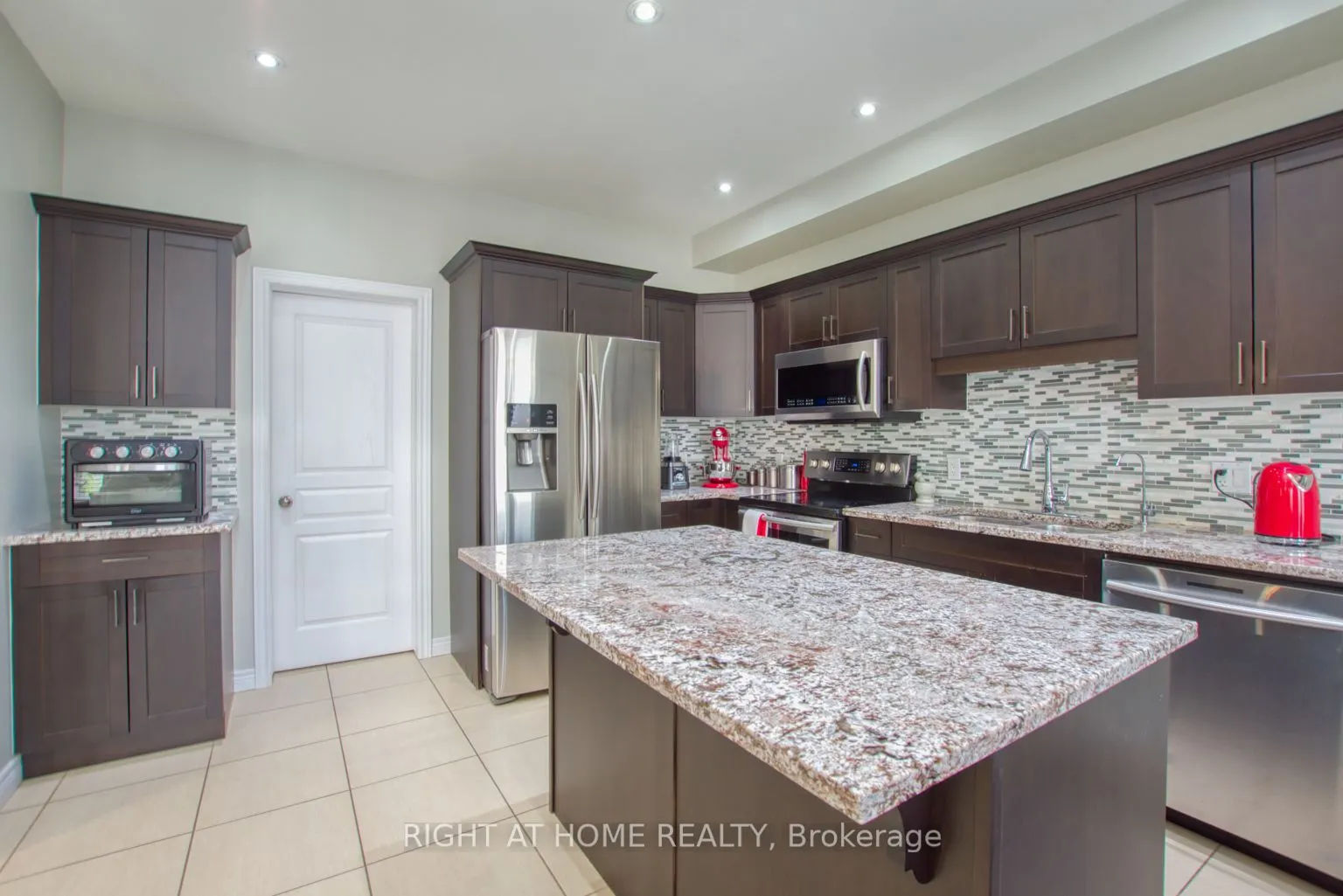 117 Chartwell Circle