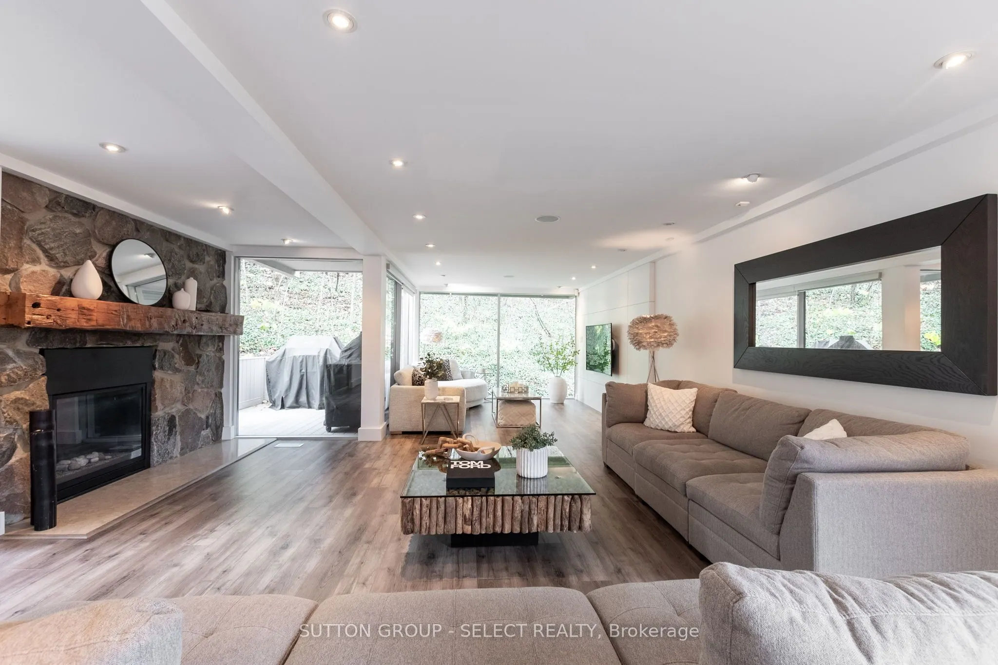 1455 Corley Drive