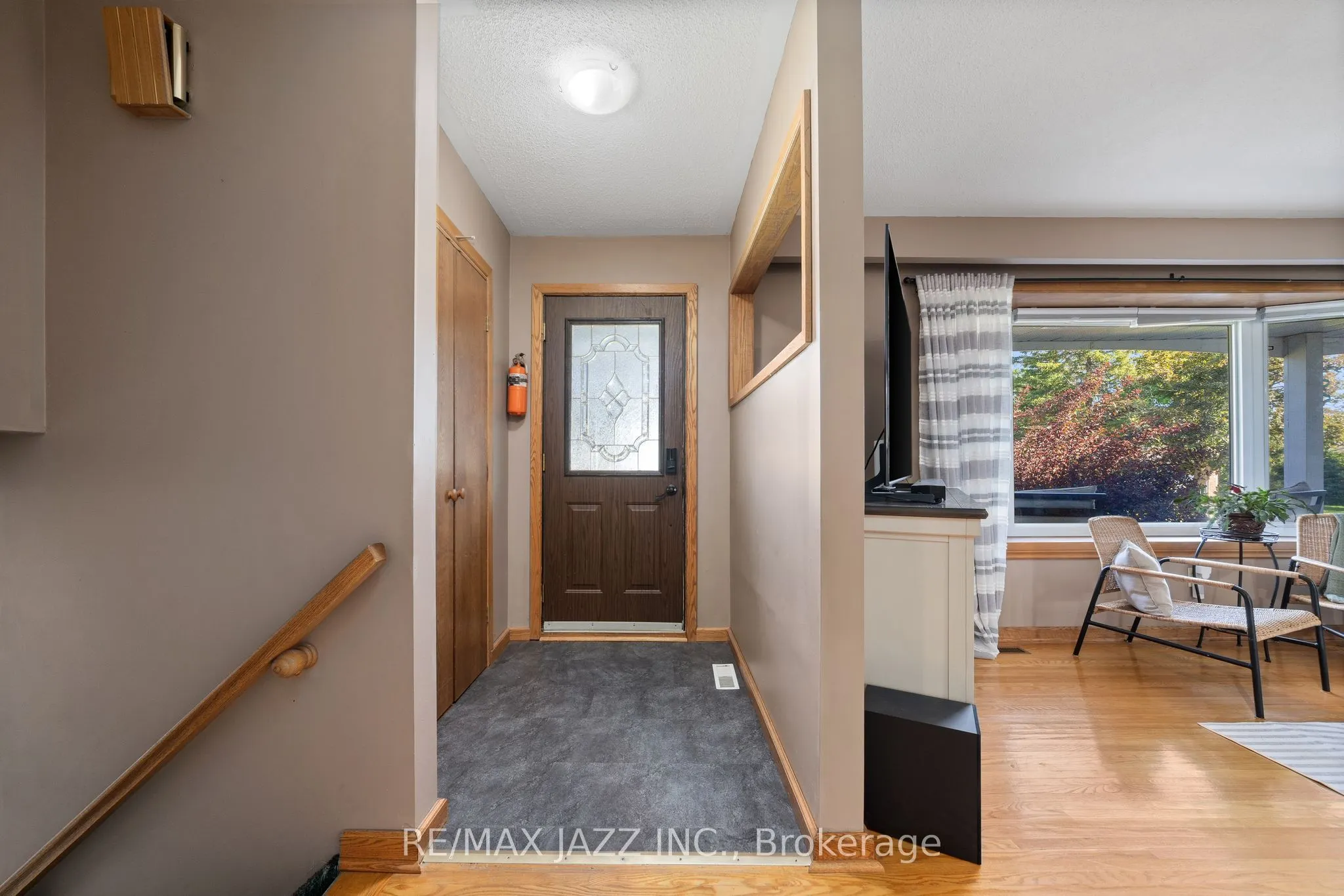 31 Edgeview Drive