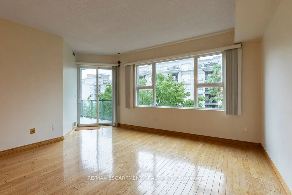 77 Governors Road, #604
