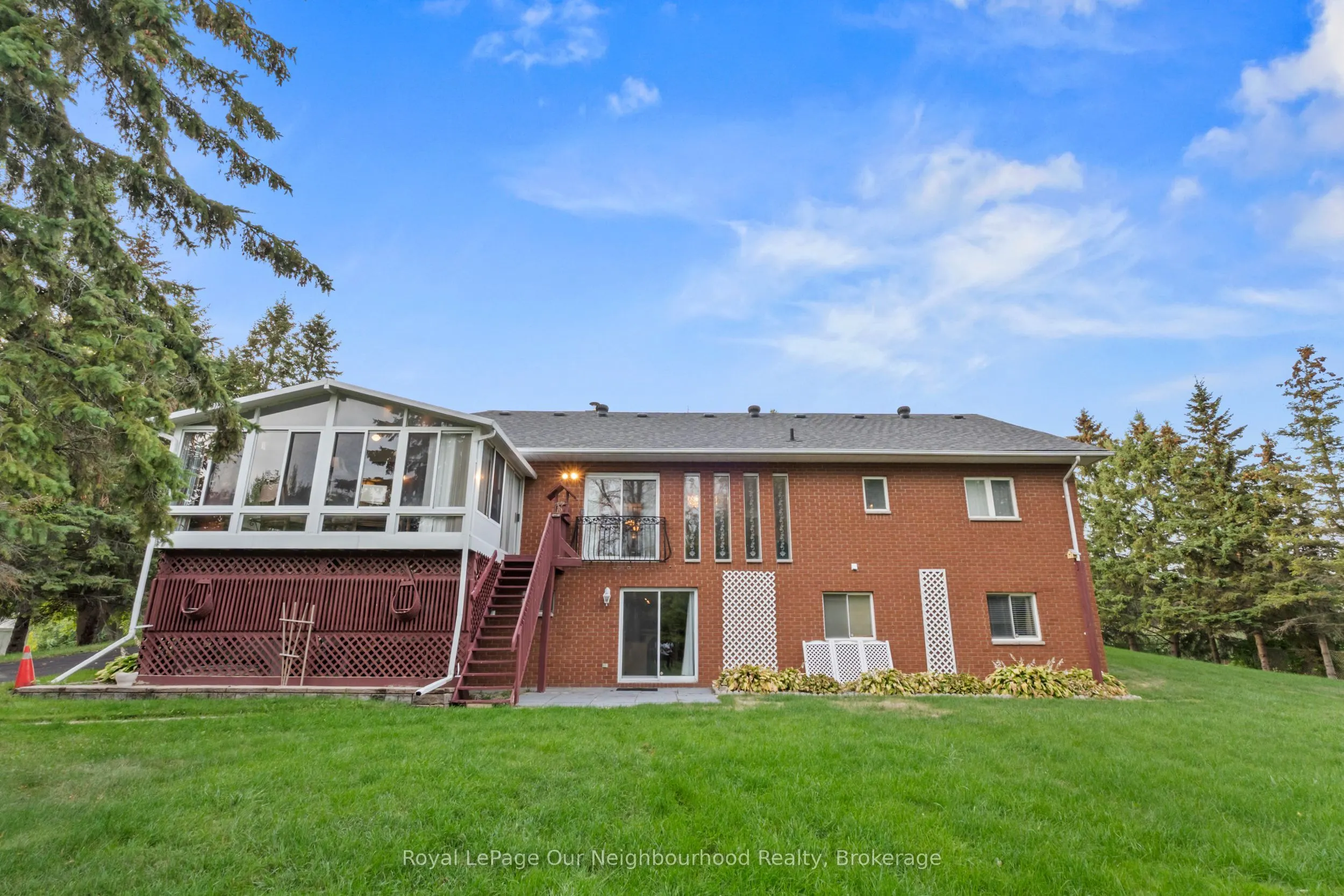 794 Old Highway 2