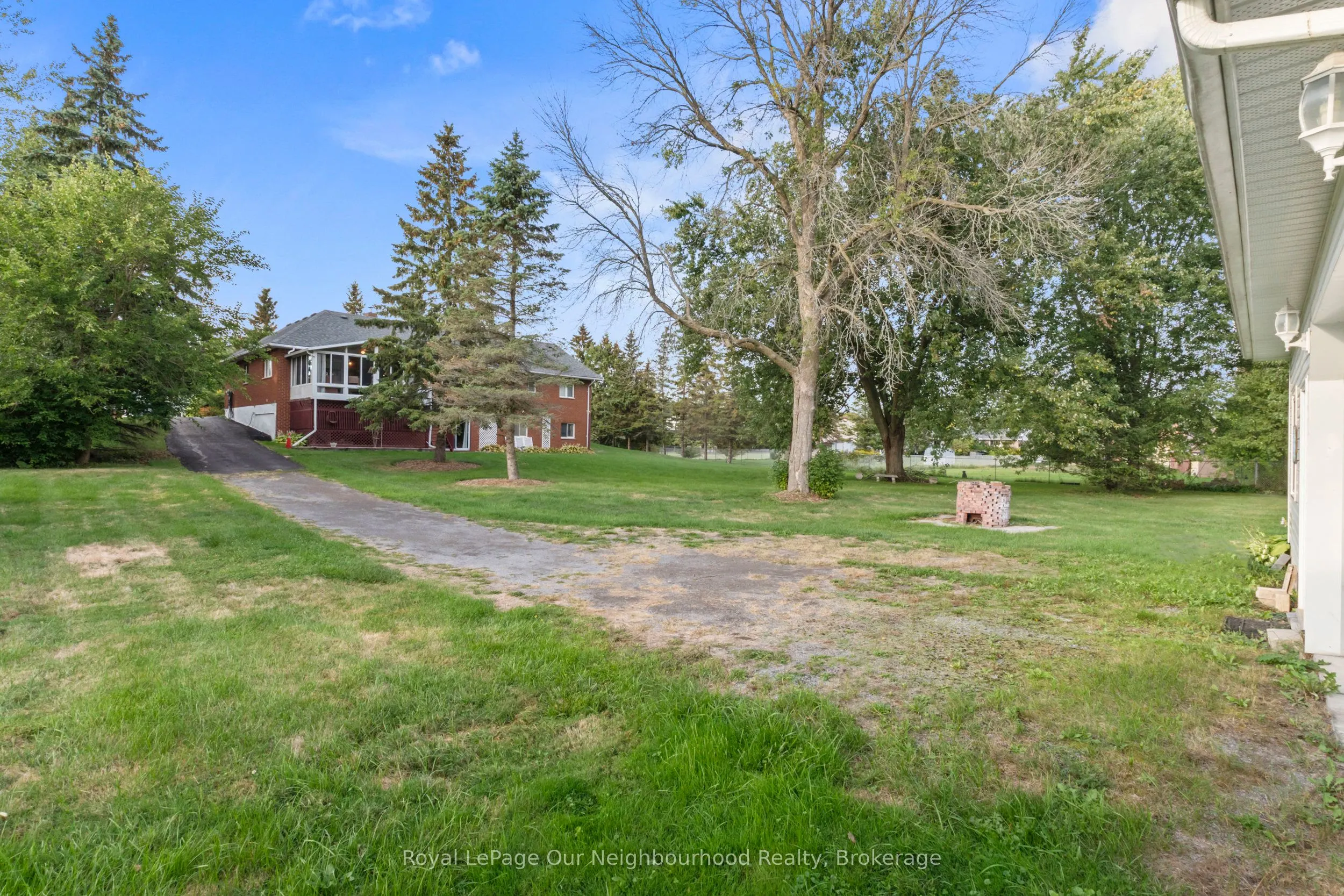 794 Old Highway 2