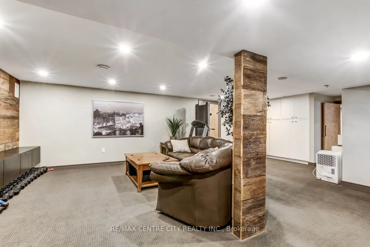 631 Elm Street