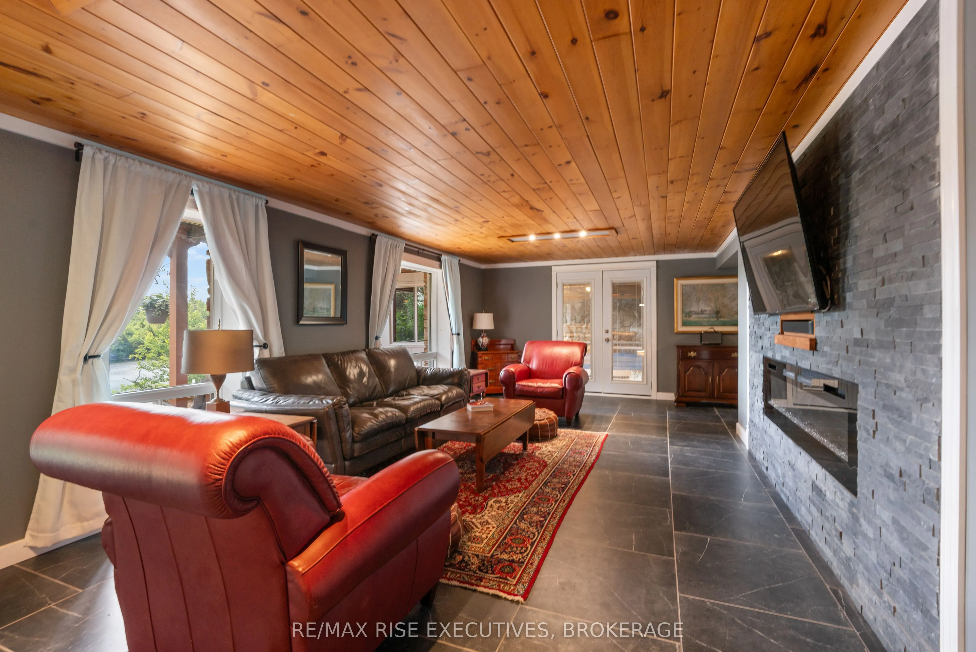 3376 County Rd 3