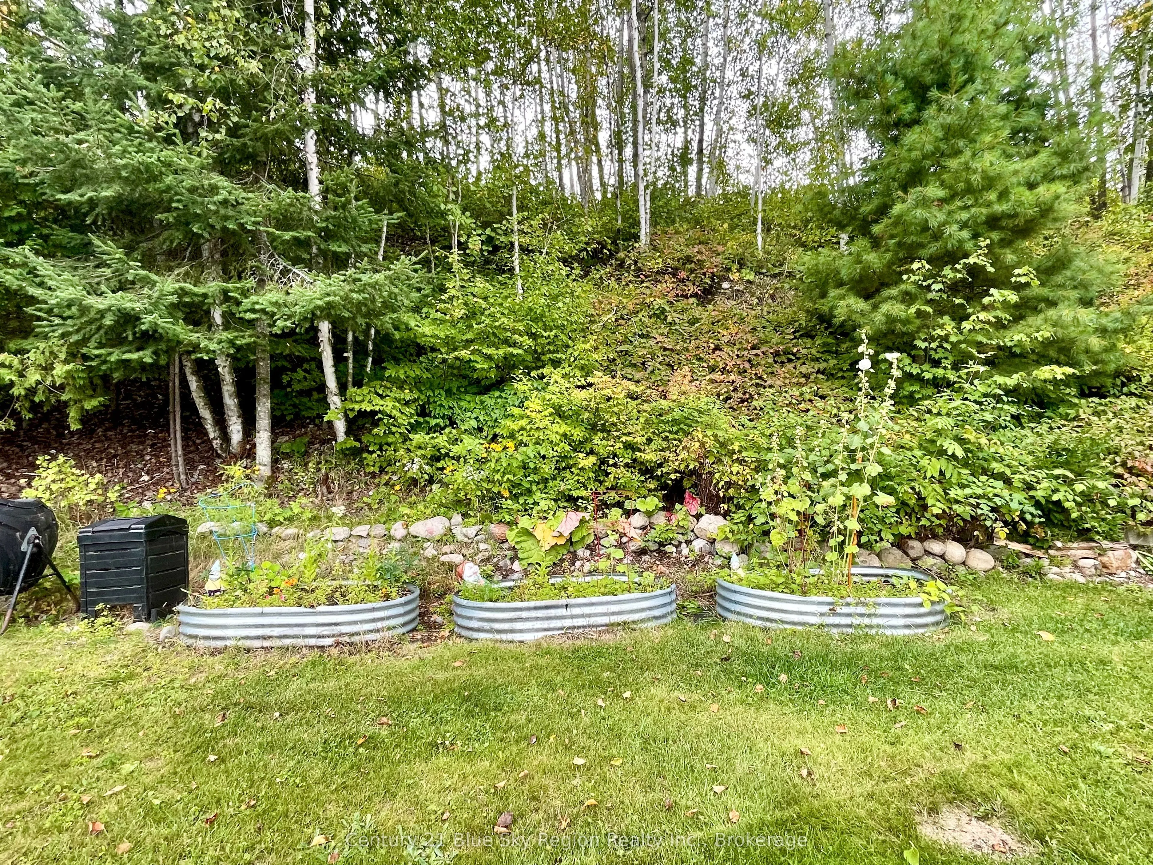 93 A Hood Avenue