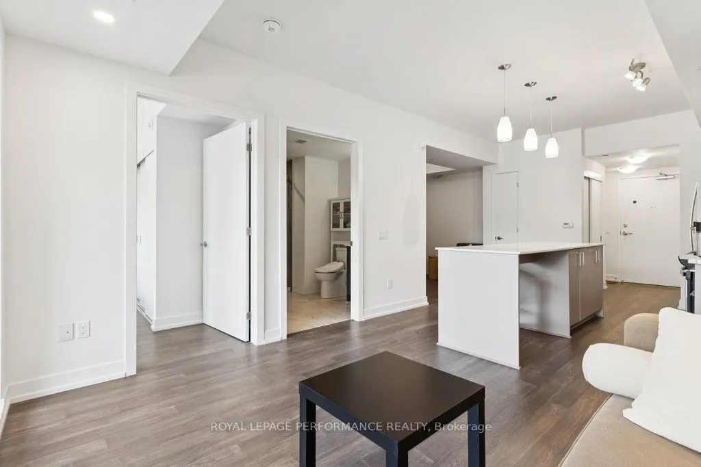 280 Herzberg Road, #4