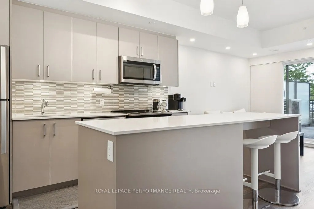 280 Herzberg Road, #4