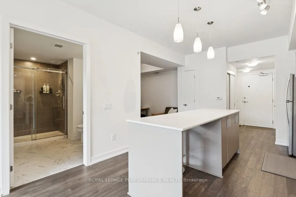 280 Herzberg Road, #4