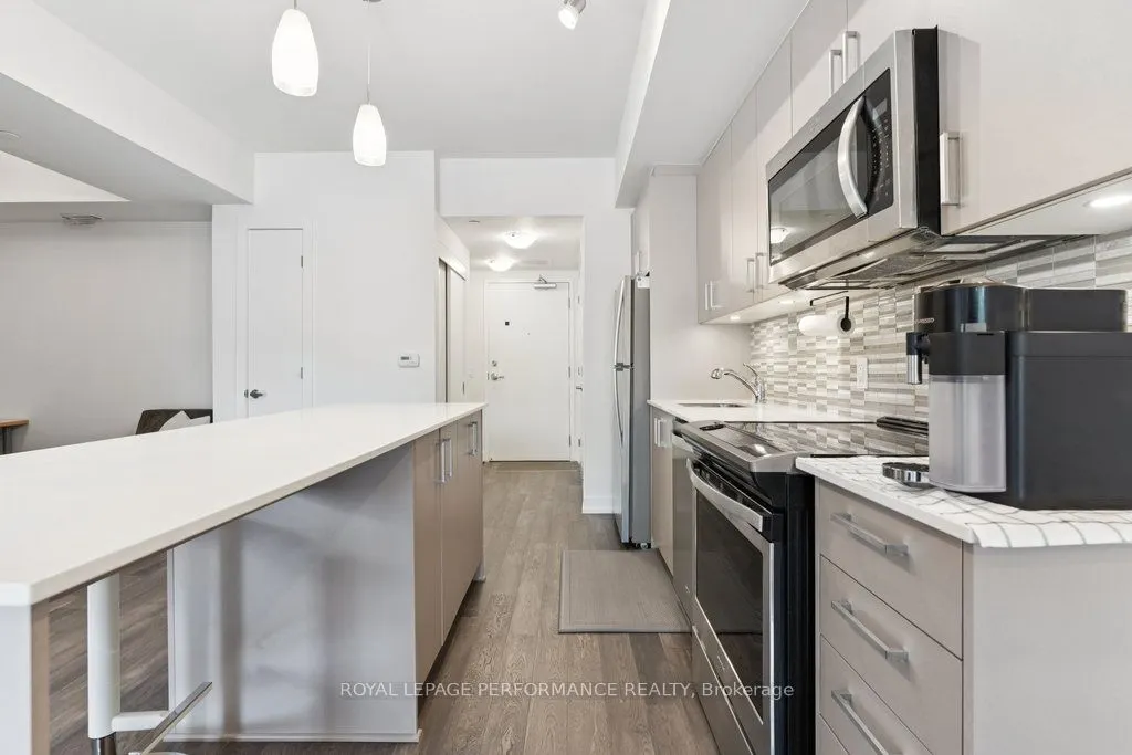280 Herzberg Road, #4