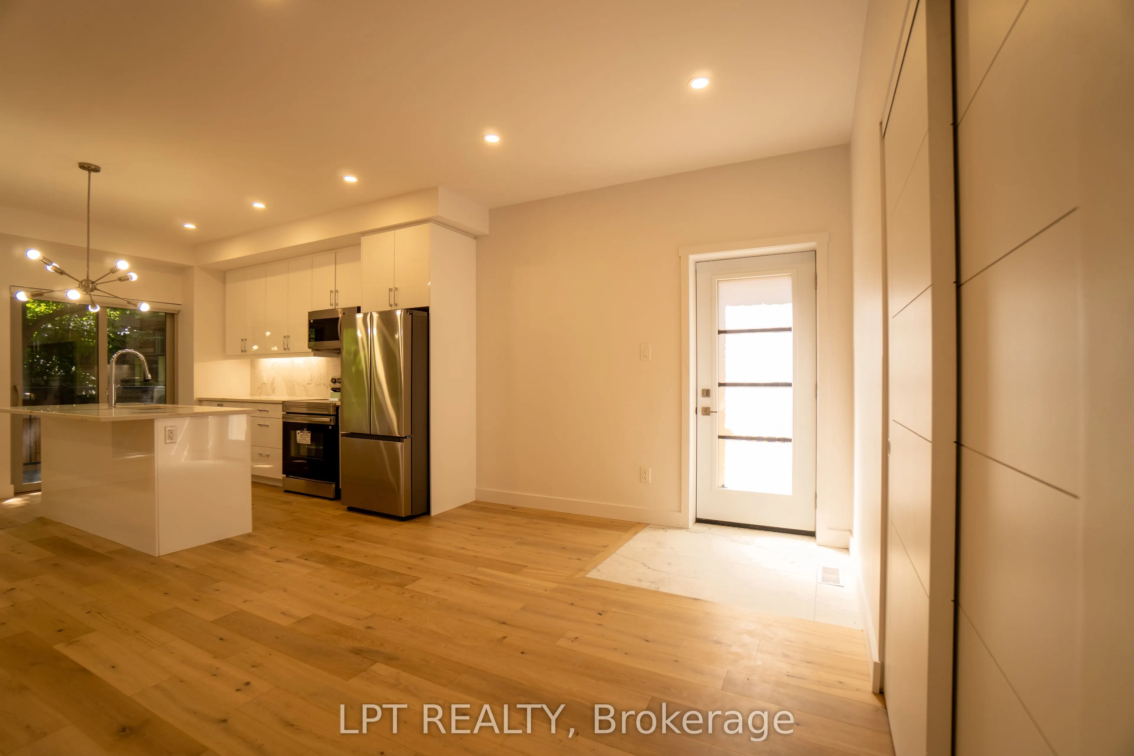 14 Stevens Avenue, #F